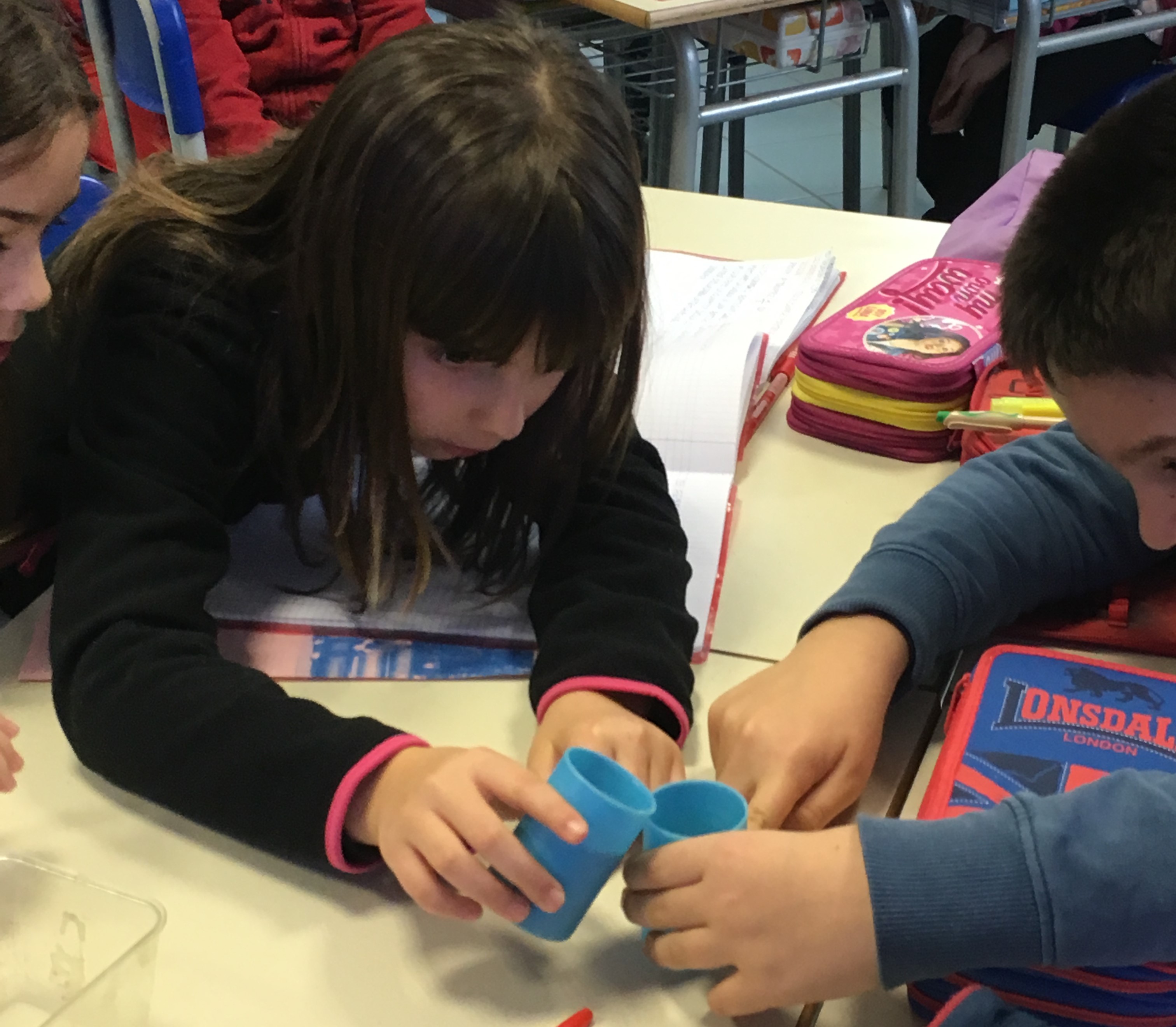 THE SOIL AND THE WATER: a scientific activity in 3^ class by mostardini francesca - Illustrated by Francesca Mostradini - Ourboox.com