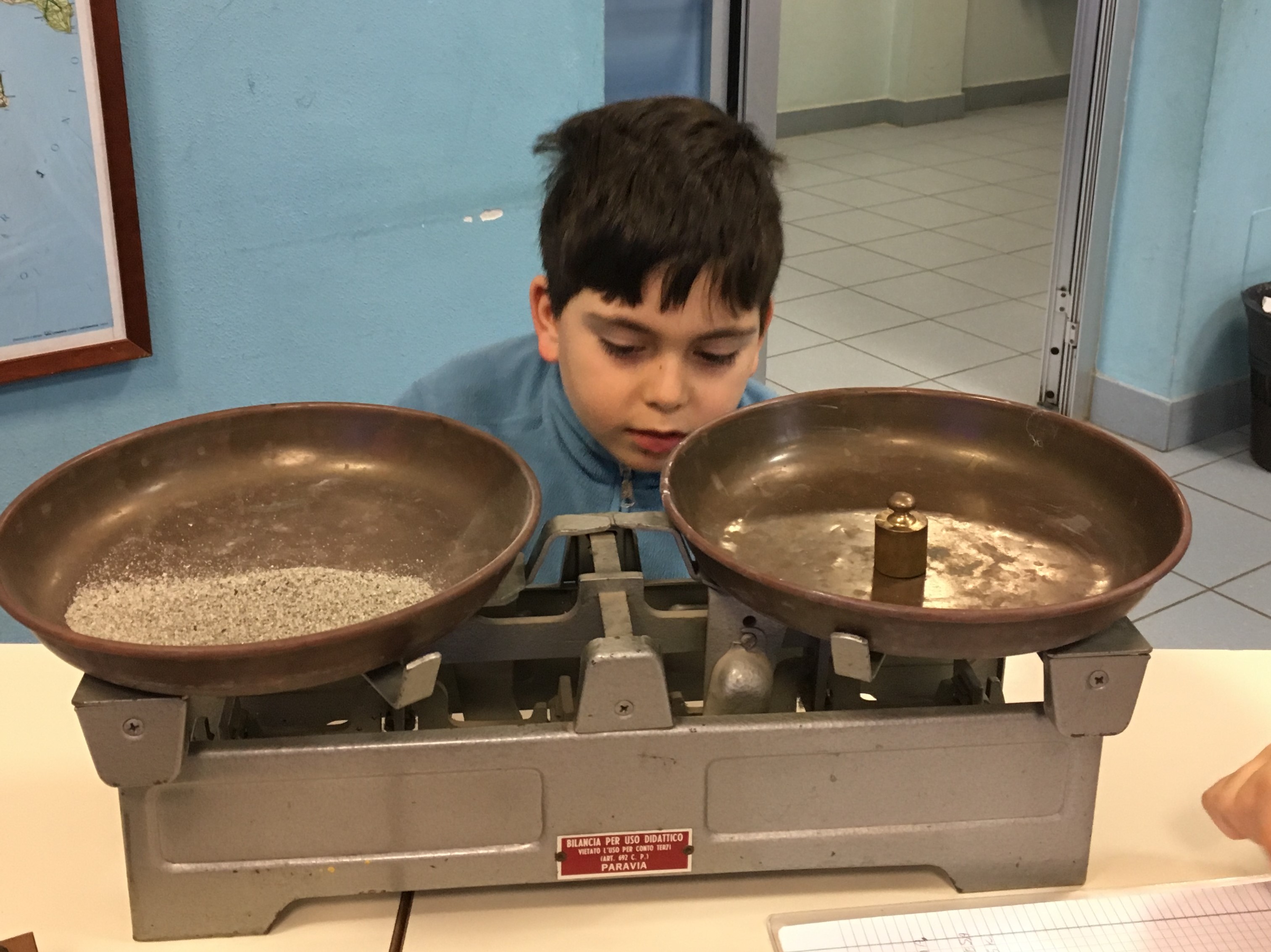 THE SOIL AND THE WATER: a scientific activity in 3^ class by mostardini francesca - Illustrated by Francesca Mostradini - Ourboox.com