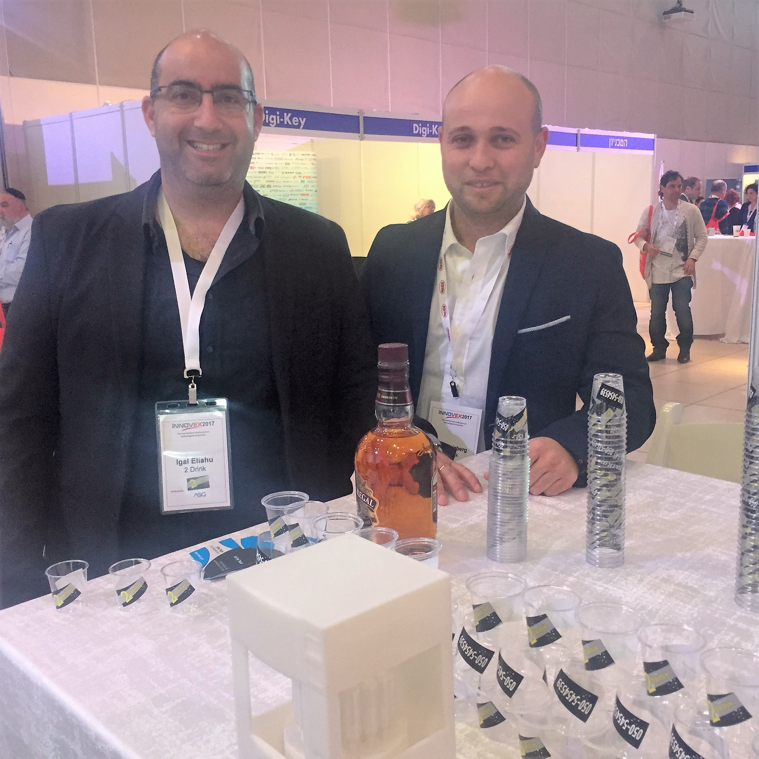 Real and Virtual People I Met at Innovex 2017 by Mel Rosenberg - מל רוזנברג - Ourboox.com