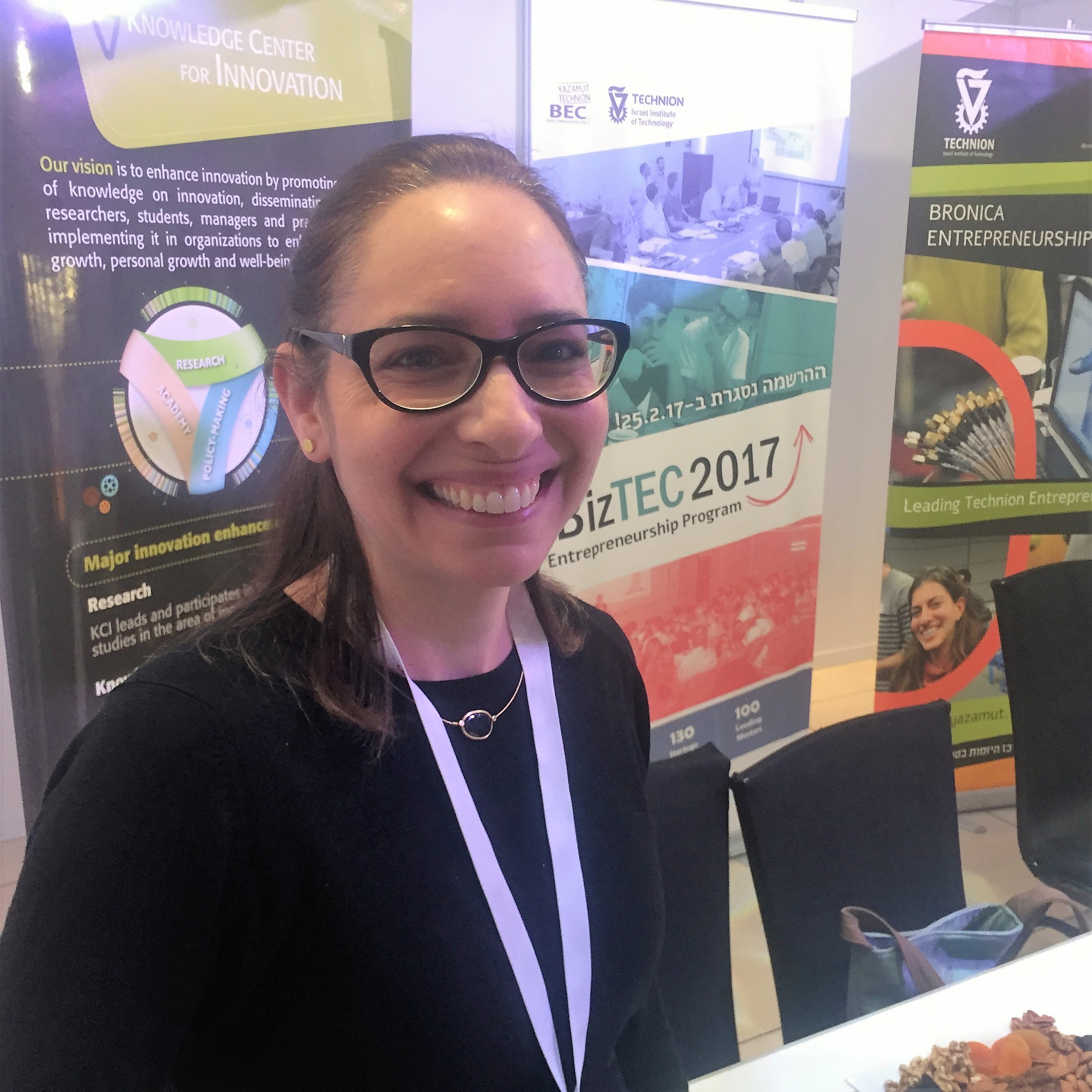 Real and Virtual People I Met at Innovex 2017 by Mel Rosenberg - מל רוזנברג - Ourboox.com