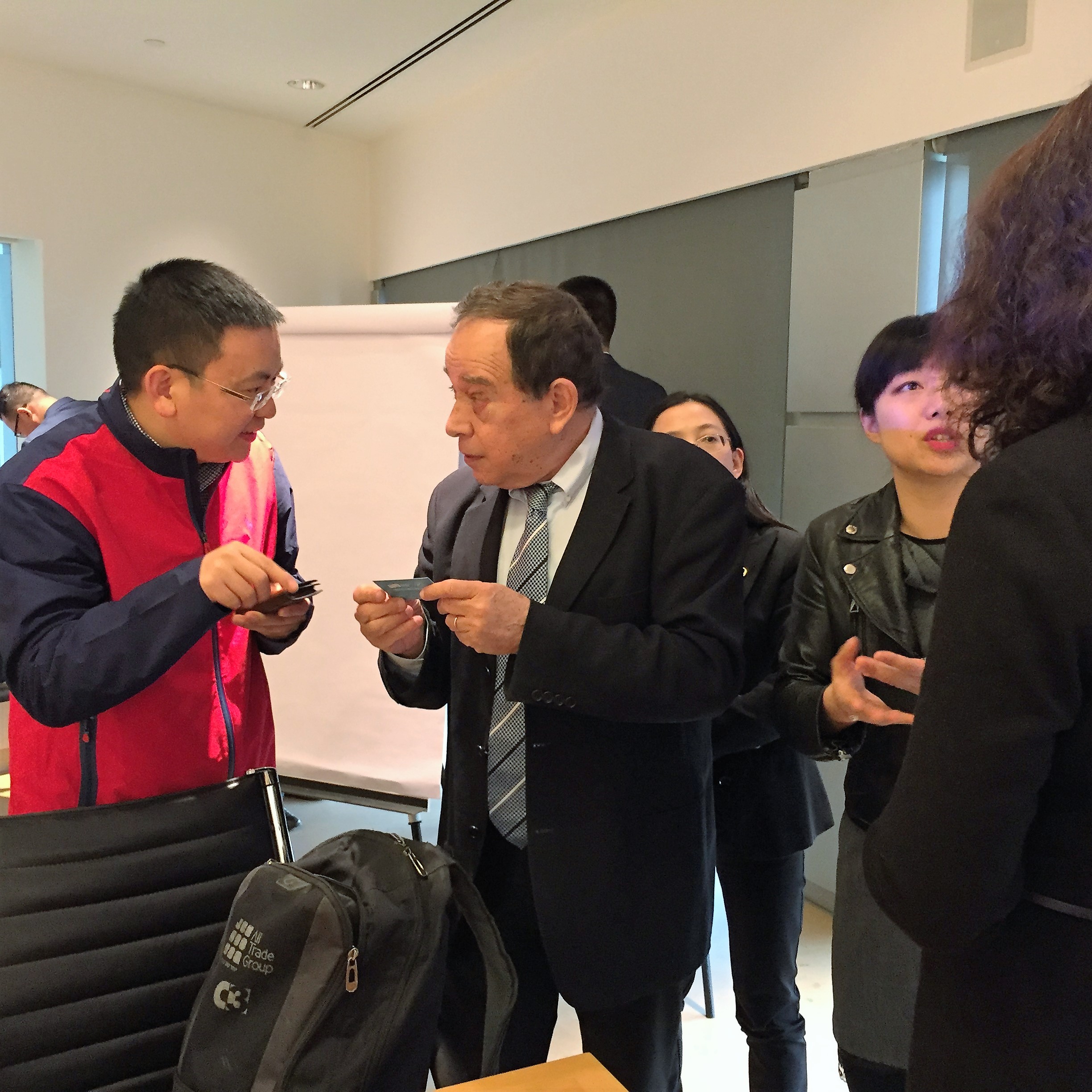 My New Friends from China by Mel Rosenberg - מל רוזנברג - Ourboox.com