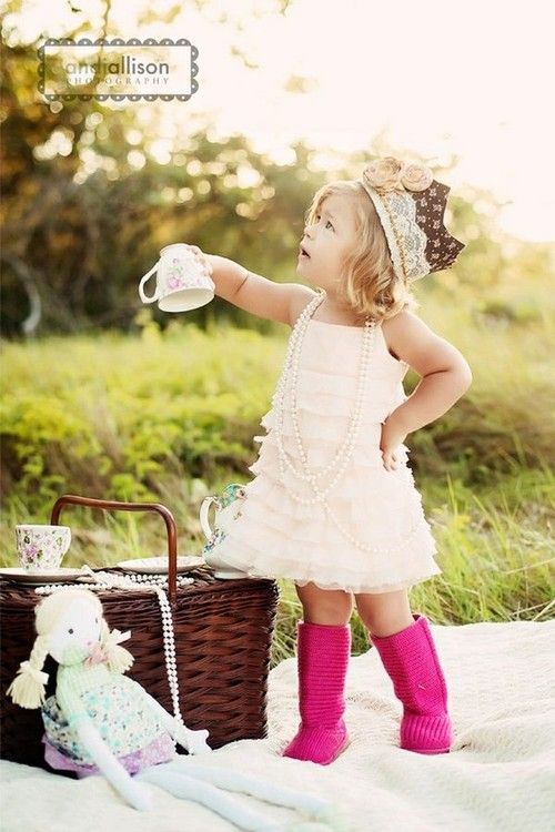 little girls by Michelle Oxford - Ourboox.com