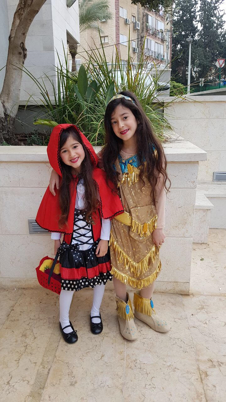 זהו סיפור על שתי נסיכות קסומות