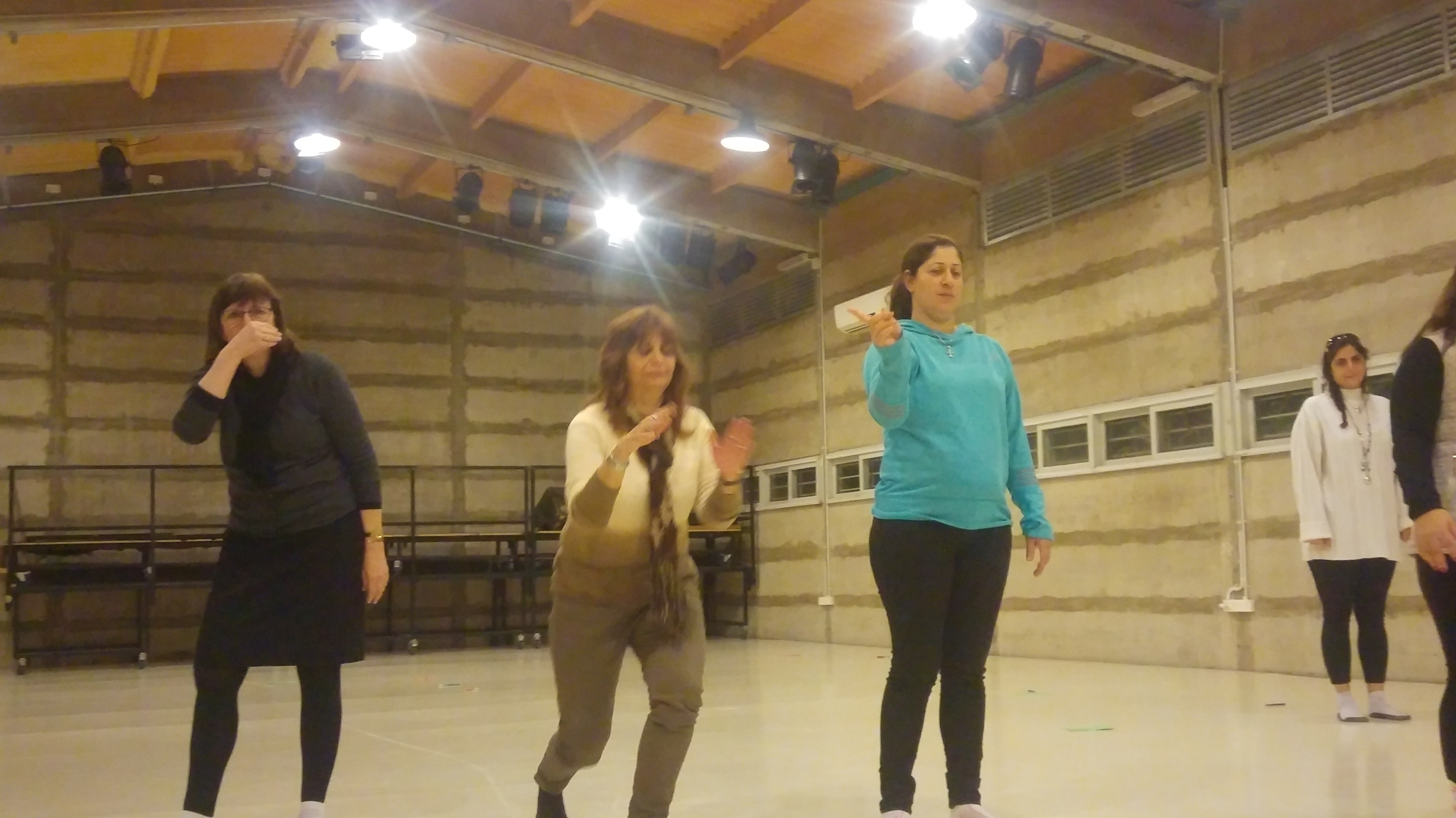 אומנות ככלי ללמידה משמעותית ויוצרת עניין – פסג”ה בת-ים תשע”ז 2017 by אילן  - Ourboox.com