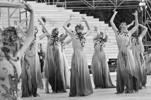 IL TEATRO GRECO by Harwindersingh - Illustrated by Harwinder Singh - Ourboox.com