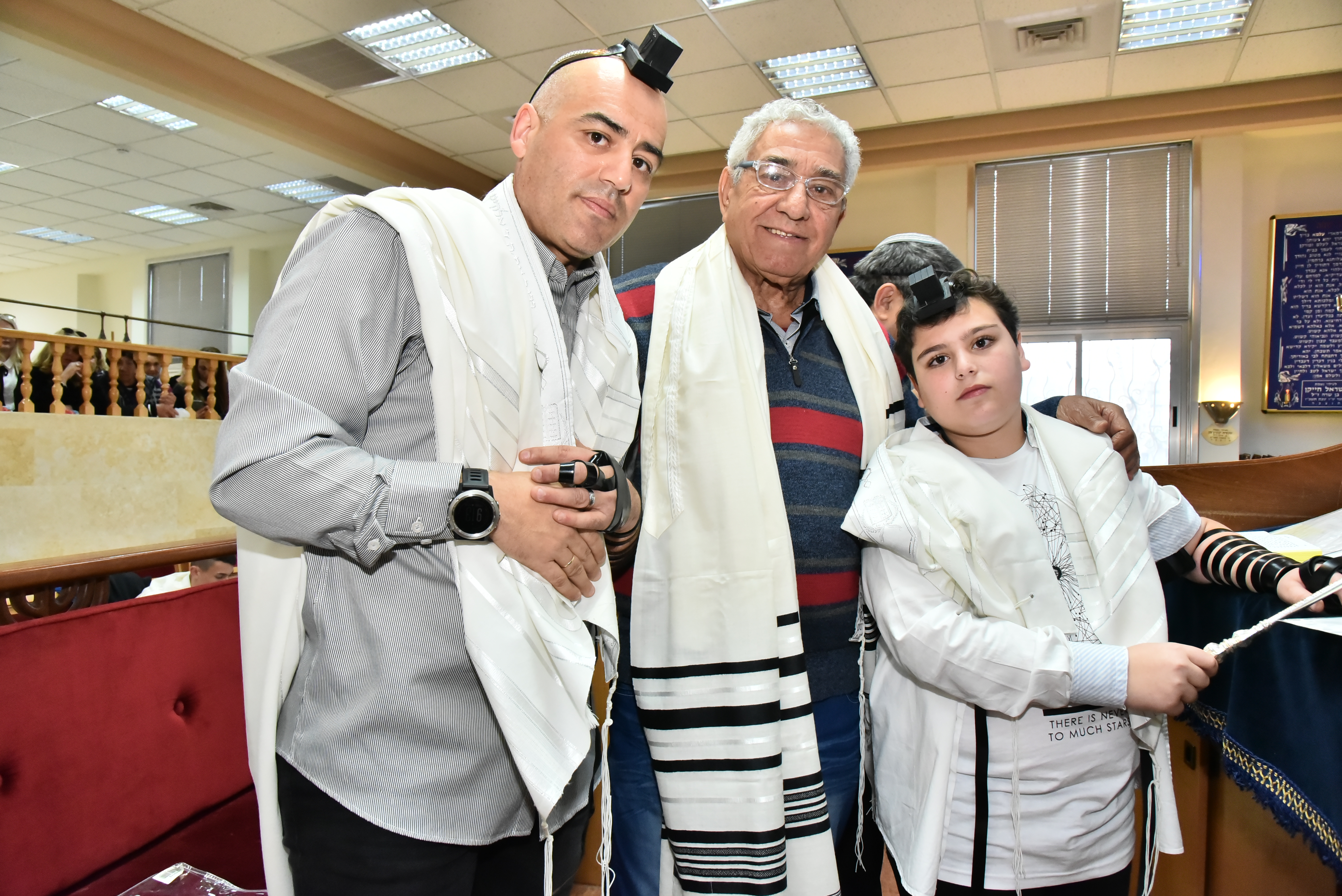 סיפור העלייה של של סבי יעקב by adivaknin - Illustrated by עדי וקנין - Ourboox.com