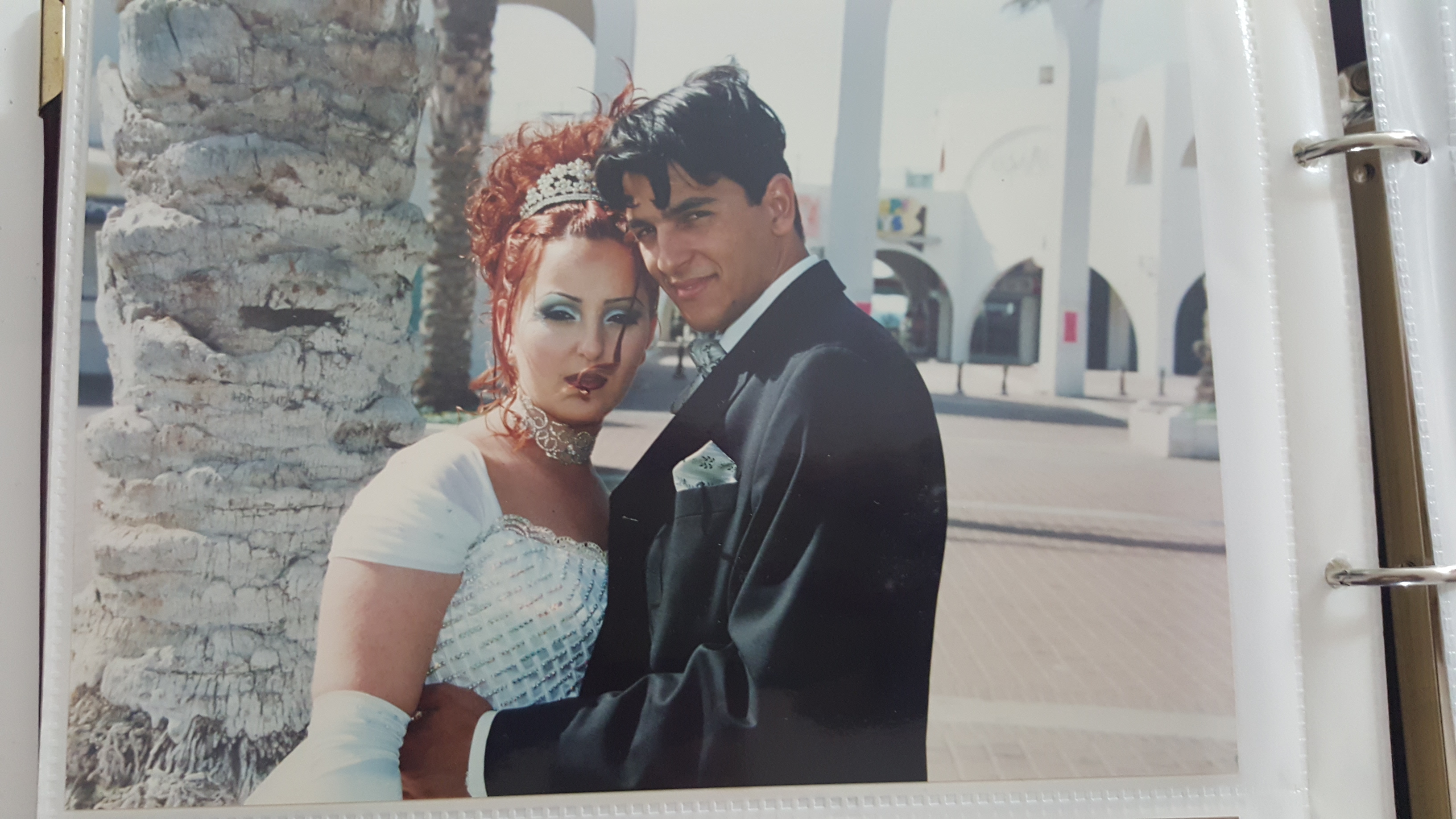 יום נישואין של הוריי by sagivahadi - Ourboox.com