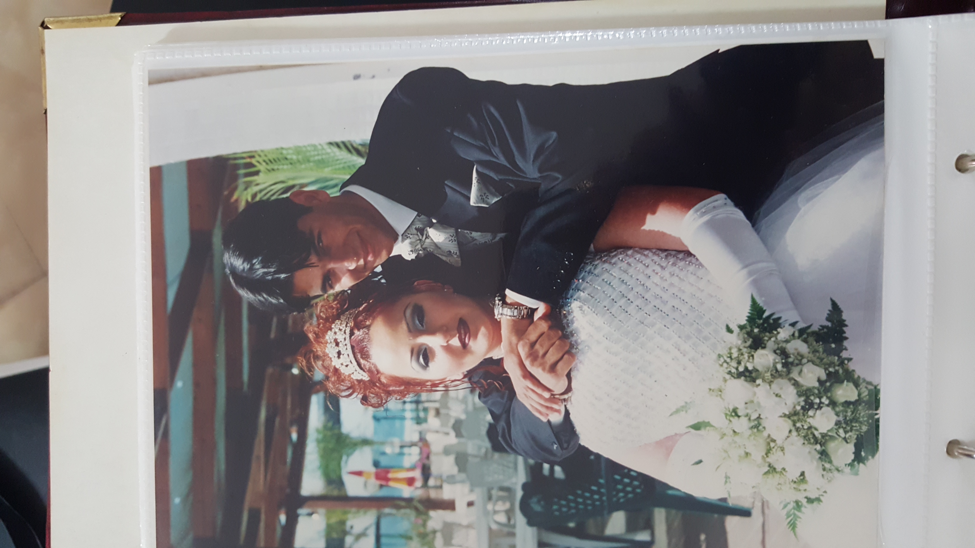 יום נישואין של הוריי by sagivahadi - Ourboox.com