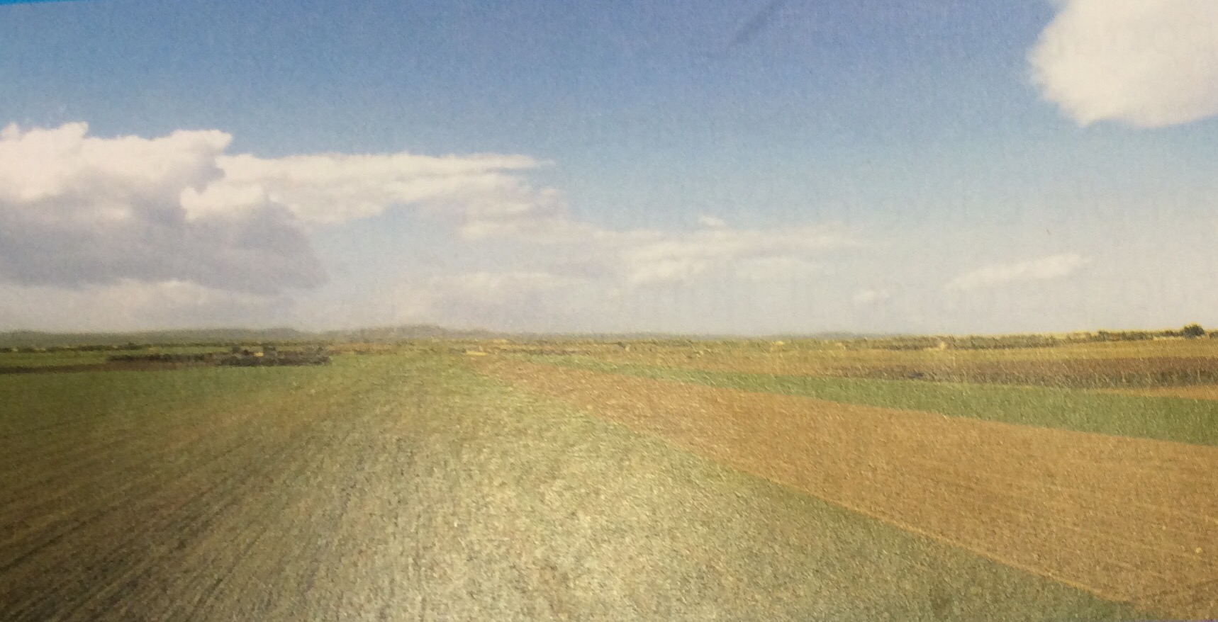 LA PIANURA by Tommaso - Illustrated by Tommaso - Ourboox.com