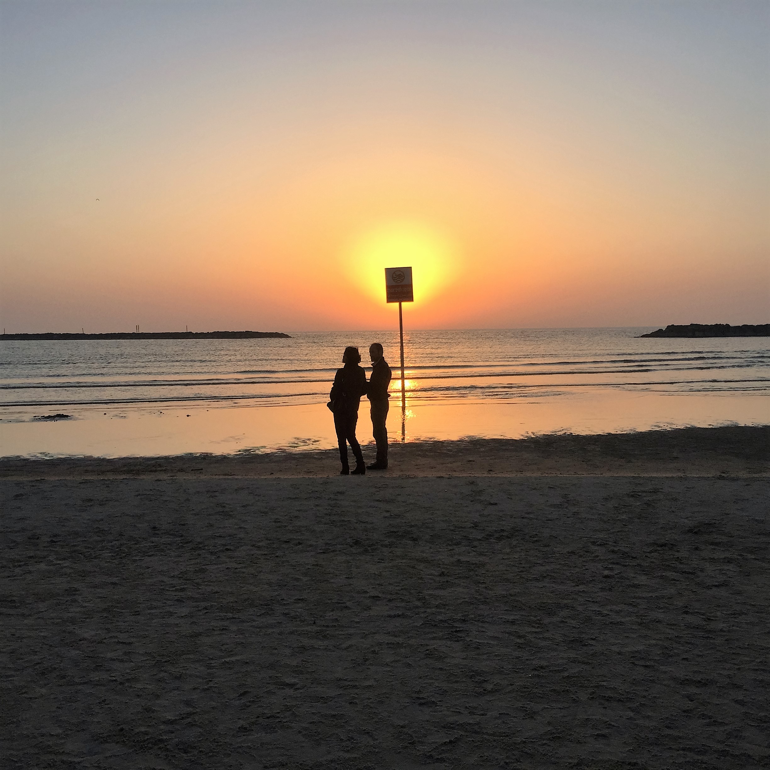 Sunset Hunting in Tel Aviv with Jeff Pulver by Mel Rosenberg - מל רוזנברג - Ourboox.com