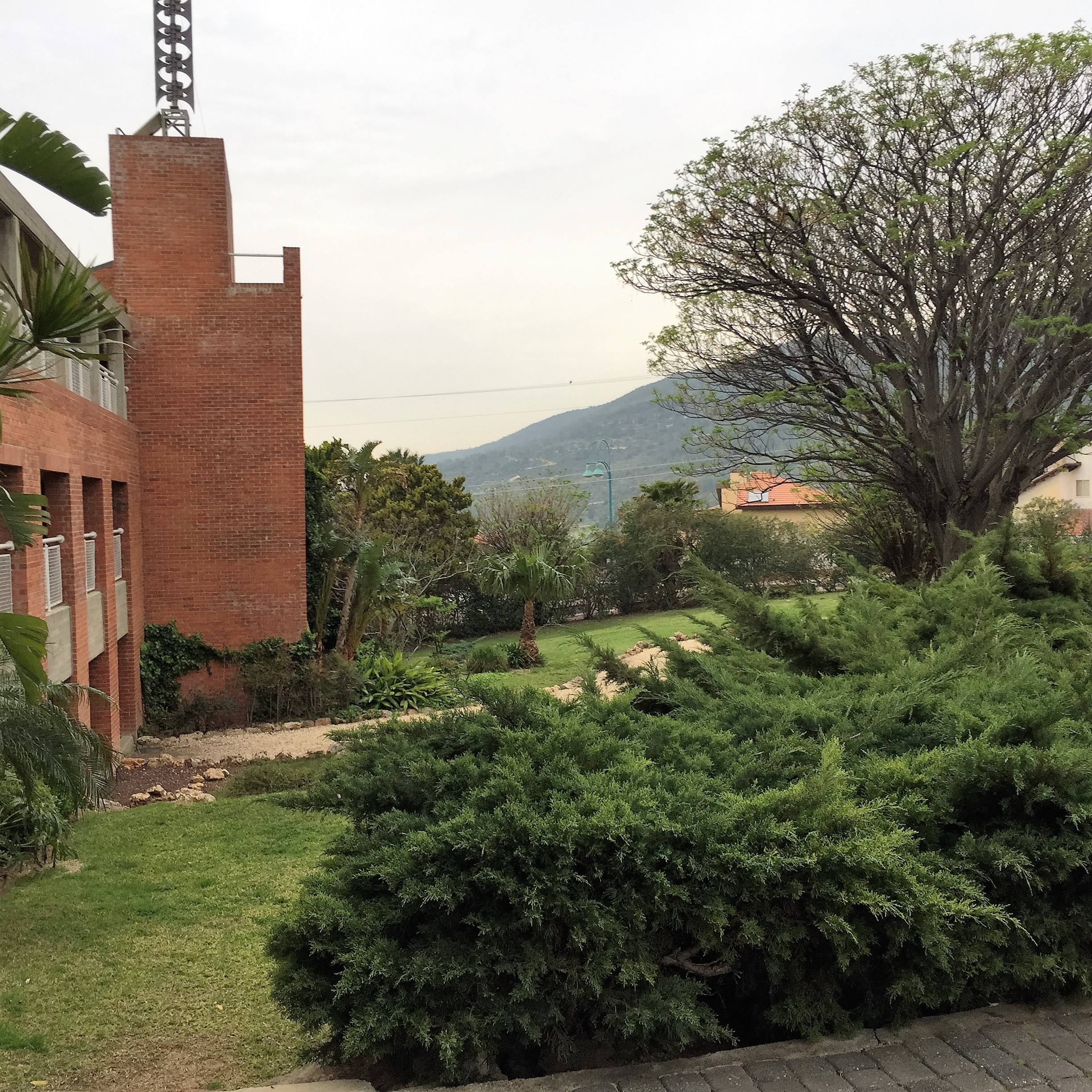 From Shlomi with Love – Hakesher Harav Dori by Mel Rosenberg - מל רוזנברג - Ourboox.com