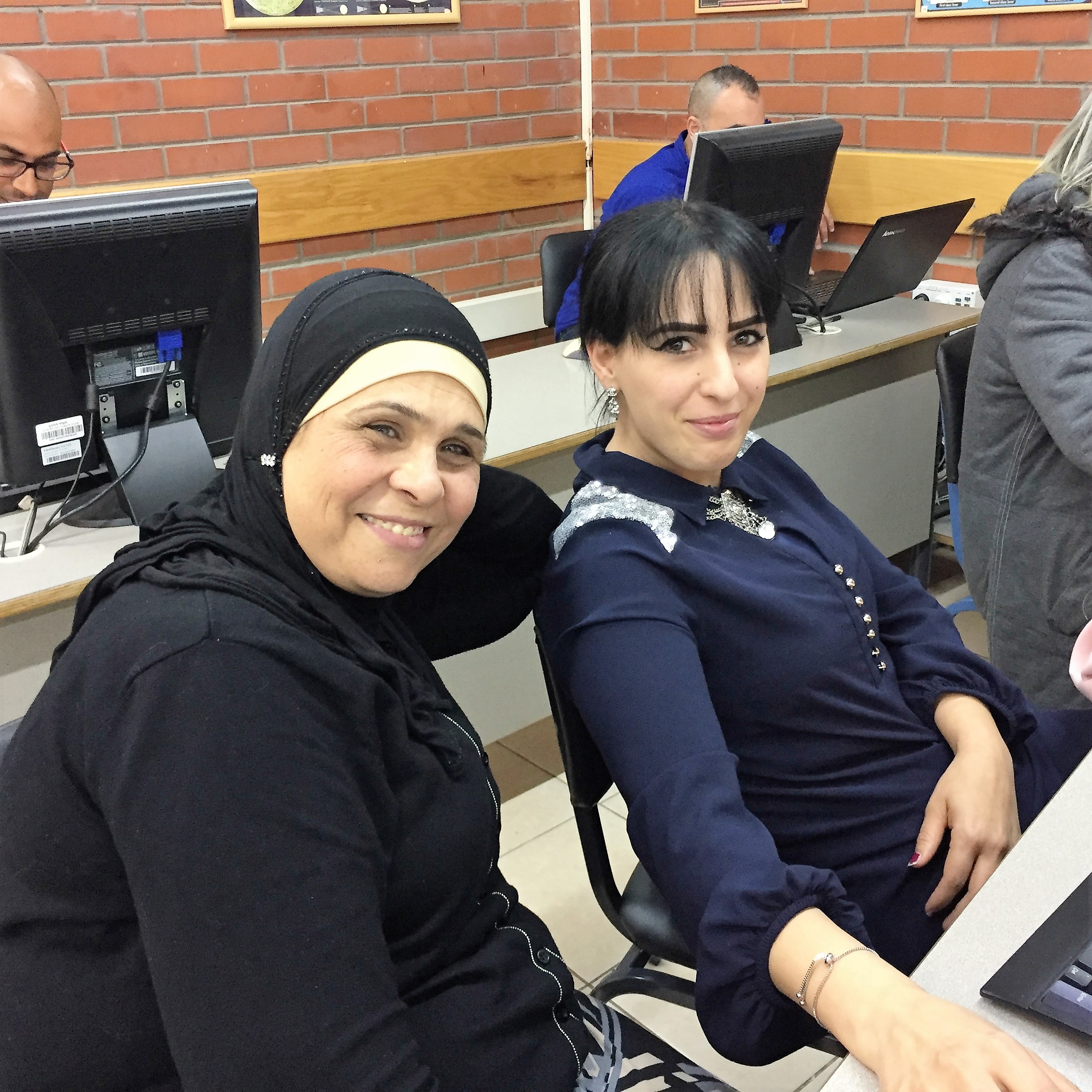 From Shlomi with Love – Hakesher Harav Dori by Mel Rosenberg - מל רוזנברג - Ourboox.com