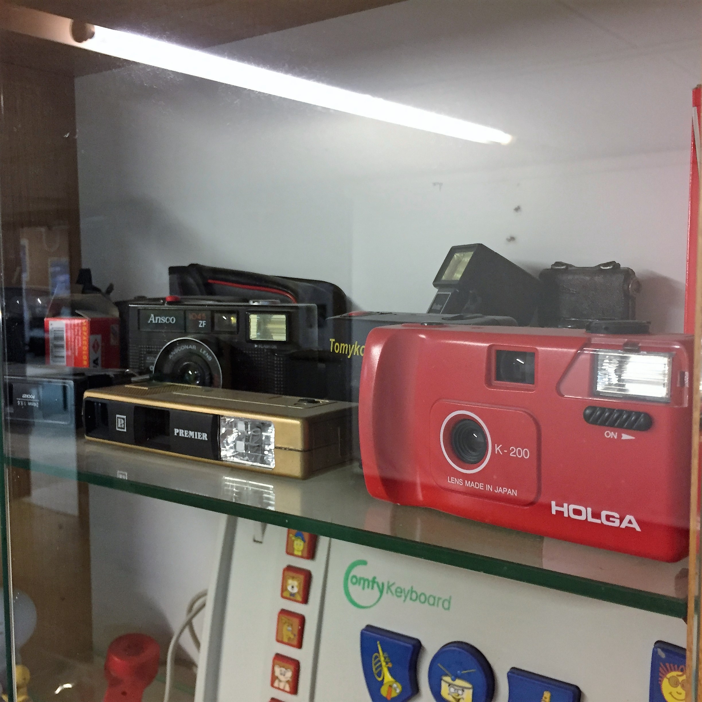 From Shlomi with Love – Hakesher Harav Dori by Mel Rosenberg - מל רוזנברג - Ourboox.com