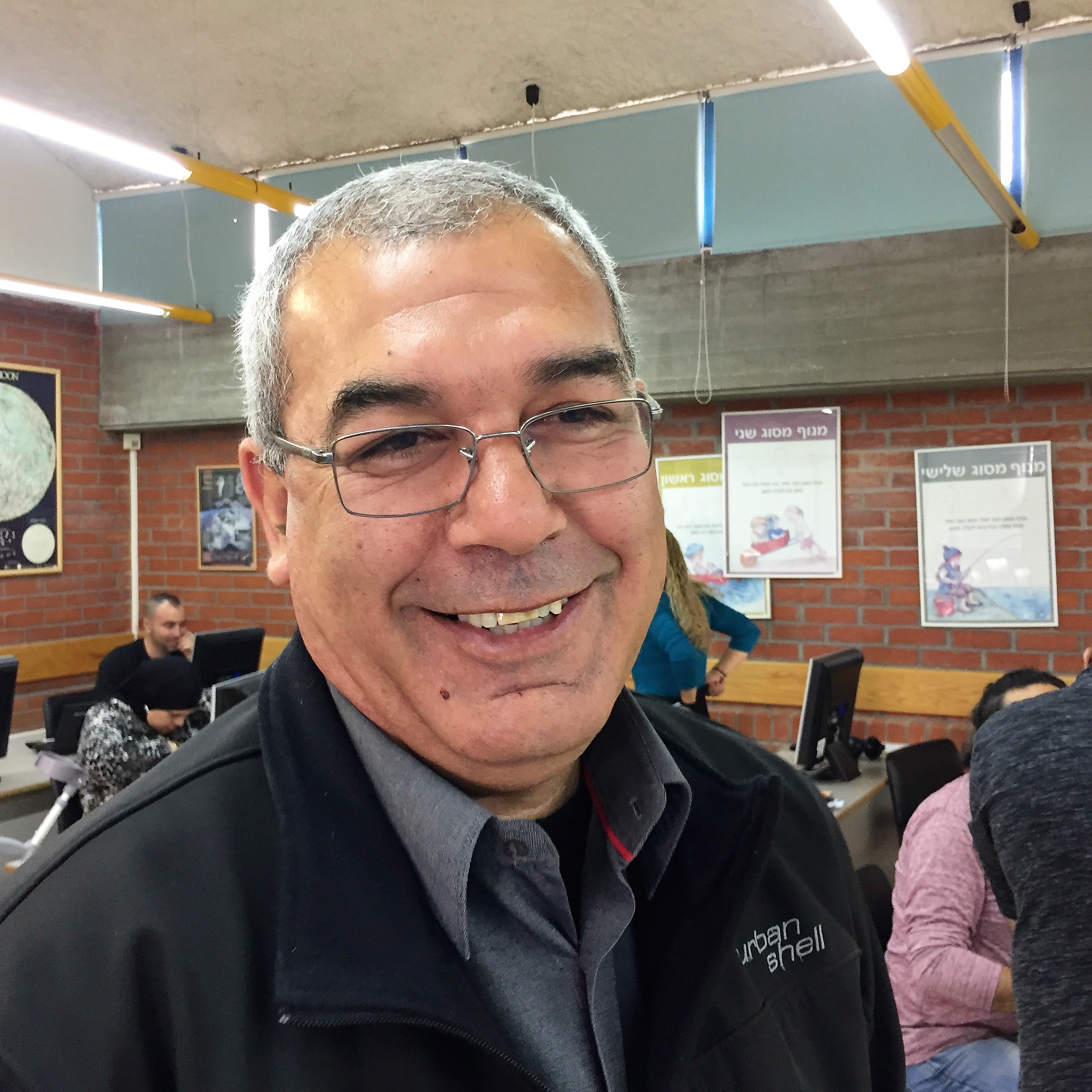 From Shlomi with Love – Hakesher Harav Dori by Mel Rosenberg - מל רוזנברג - Ourboox.com