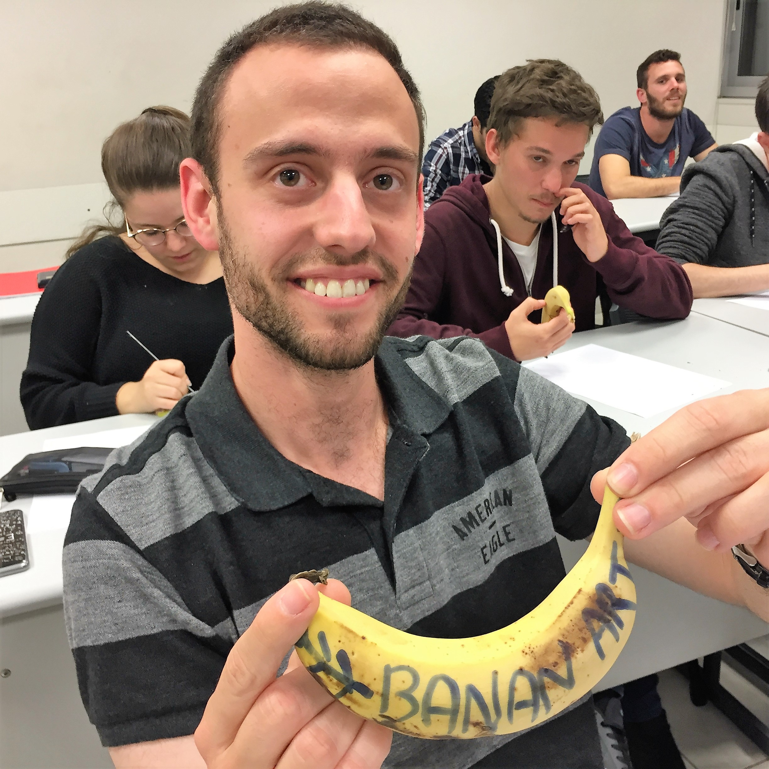 Going Bananas at Afeka College by Mel Rosenberg - מל רוזנברג - Ourboox.com