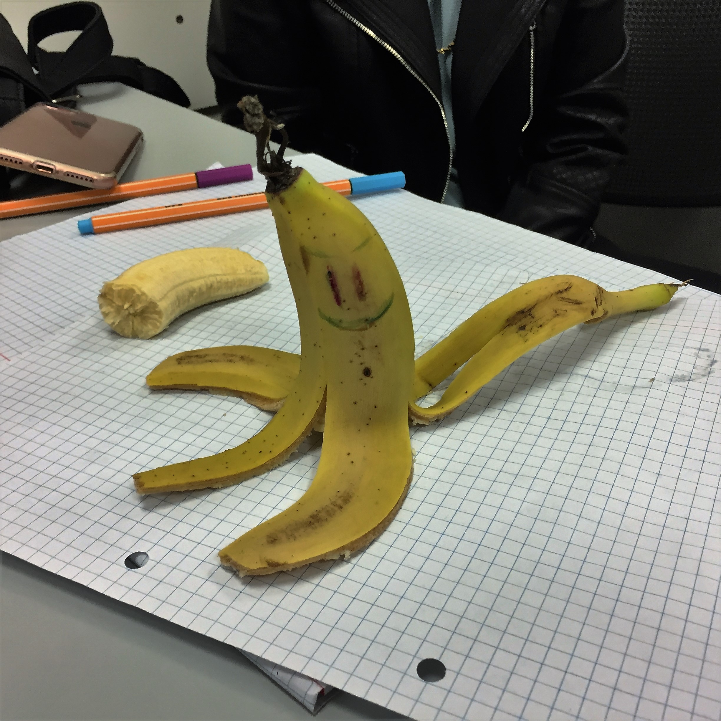 Going Bananas at Afeka College by Mel Rosenberg - מל רוזנברג - Ourboox.com
