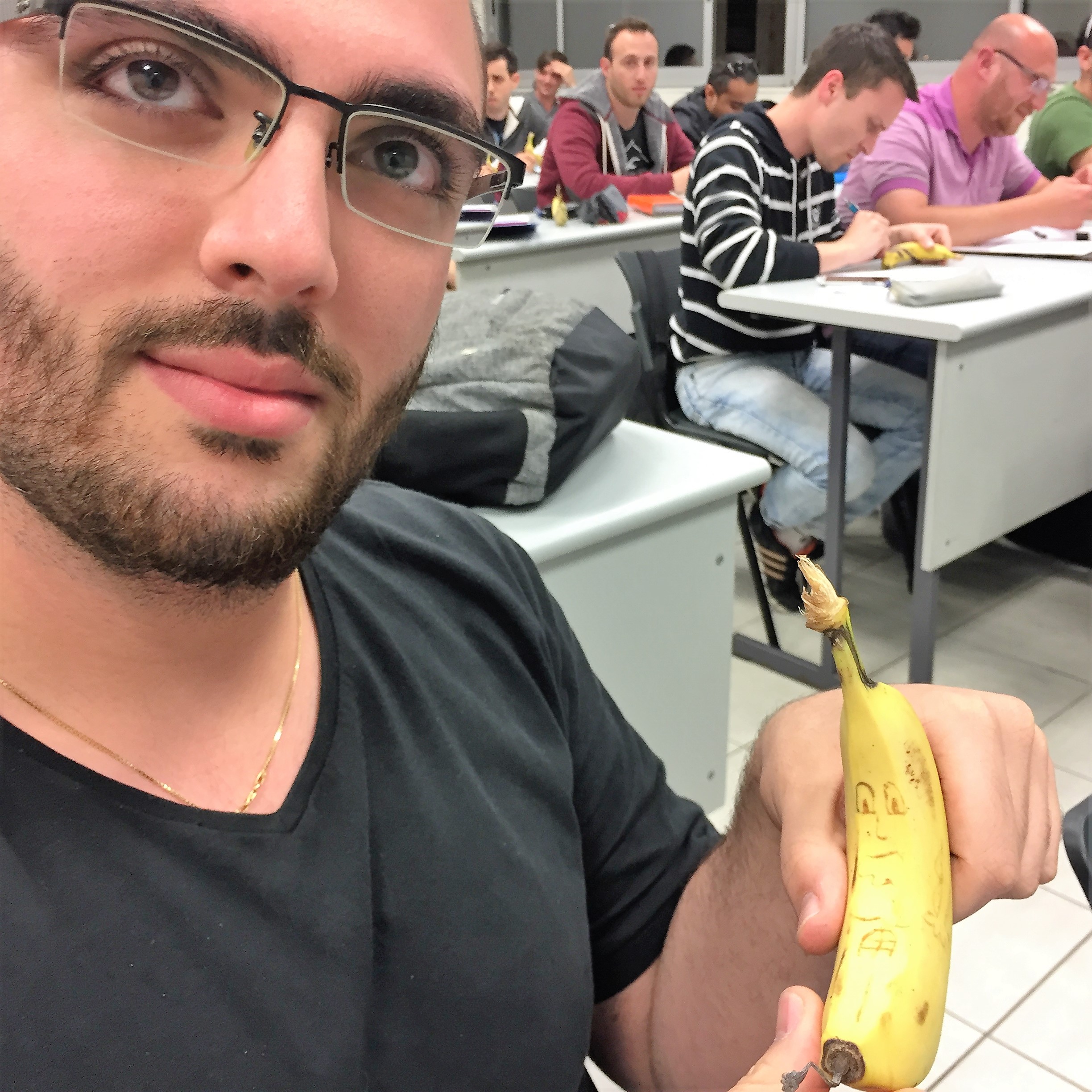 Going Bananas at Afeka College by Mel Rosenberg - מל רוזנברג - Ourboox.com