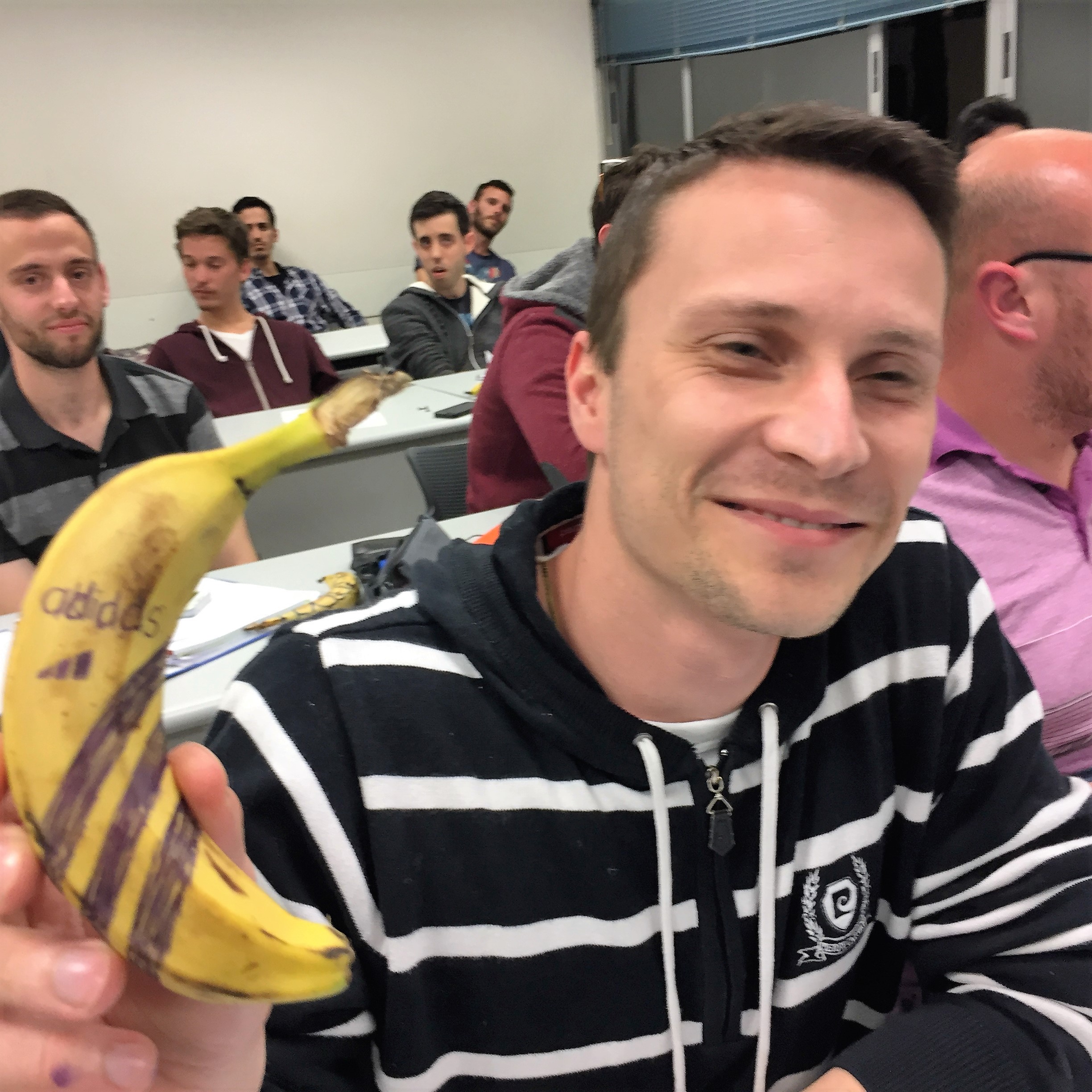 Going Bananas at Afeka College by Mel Rosenberg - מל רוזנברג - Ourboox.com