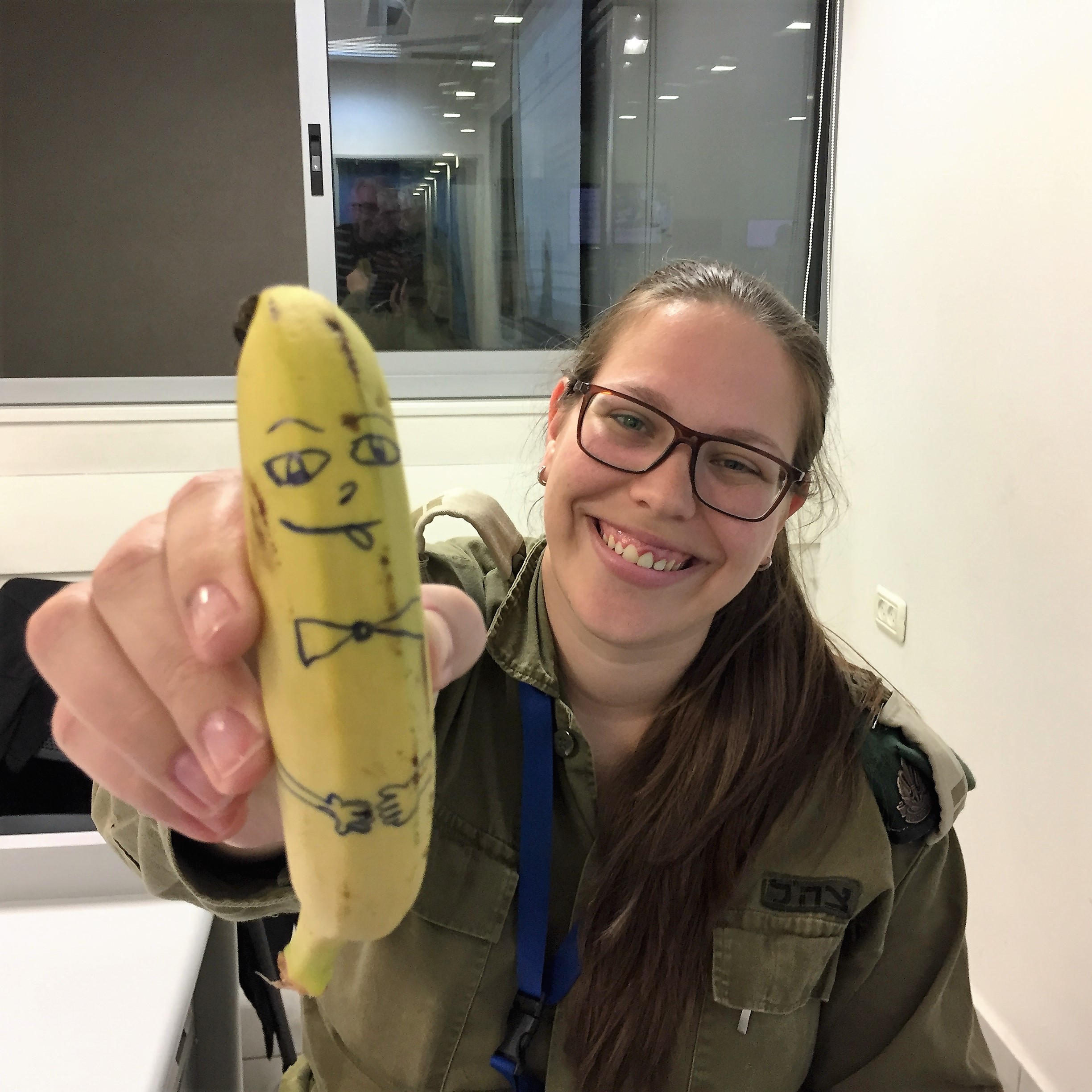 Going Bananas at Afeka College by Mel Rosenberg - מל רוזנברג - Ourboox.com