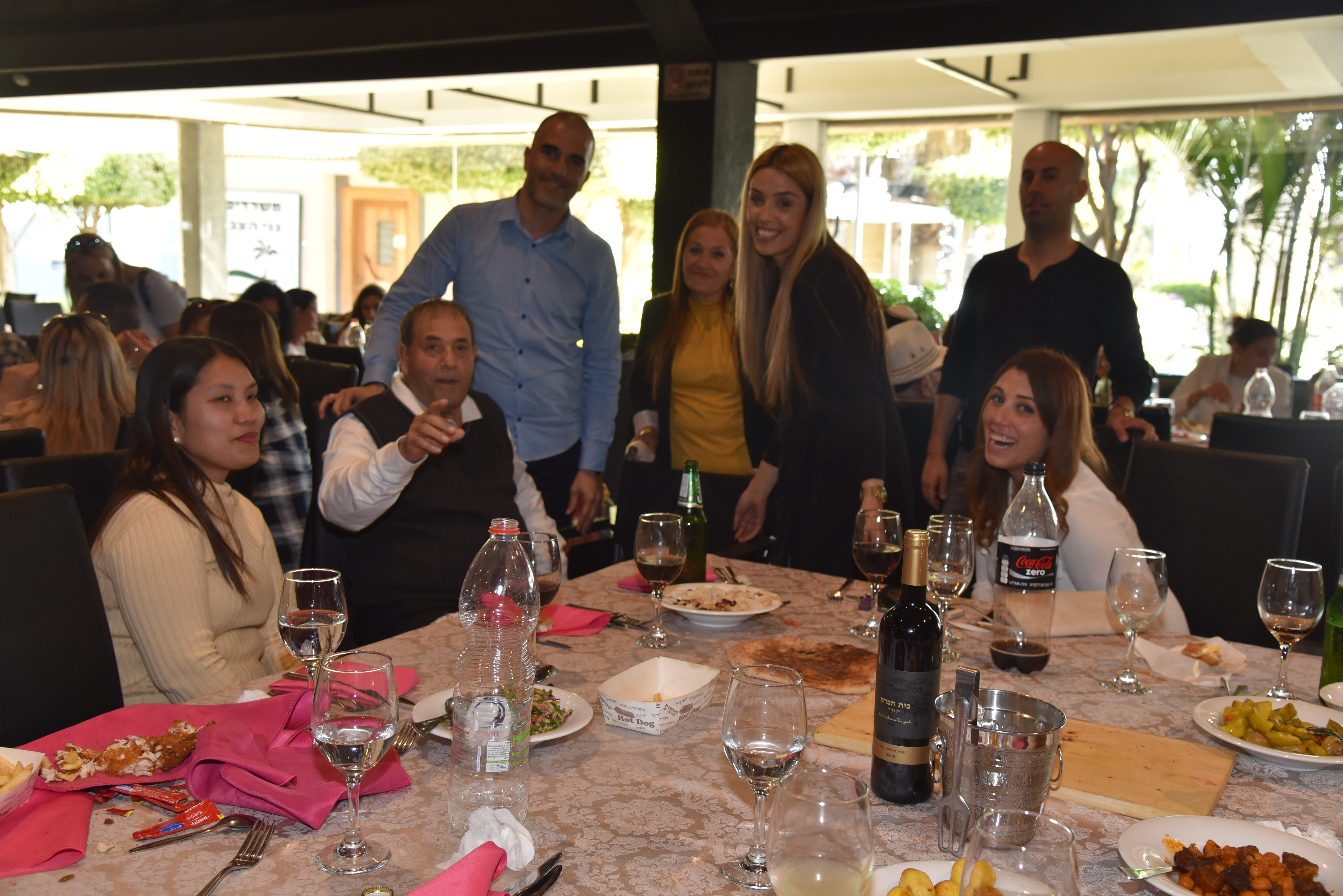 חייו של סבא חנניה by shenhav elmakies - Illustrated by שנהב אלמקייס - Ourboox.com