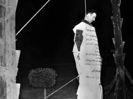 אלי כהן תלוי בסוריה לאחר שנתפס