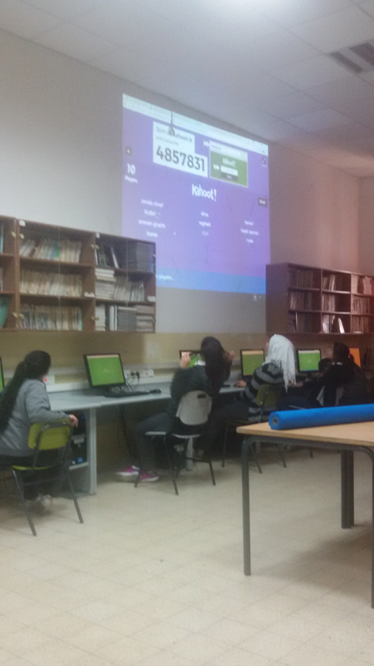 المجله الالكترونيه لمدرسه خليل السكاكيني 2016-2017 by amani - Illustrated by معلمة الحاسوب اماني صيام - Ourboox.com