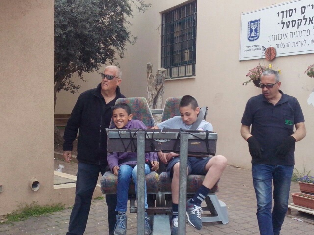 فعاليات الحذر في مدرسة “القسطل” by alkastal - Illustrated by ذذ - Ourboox.com