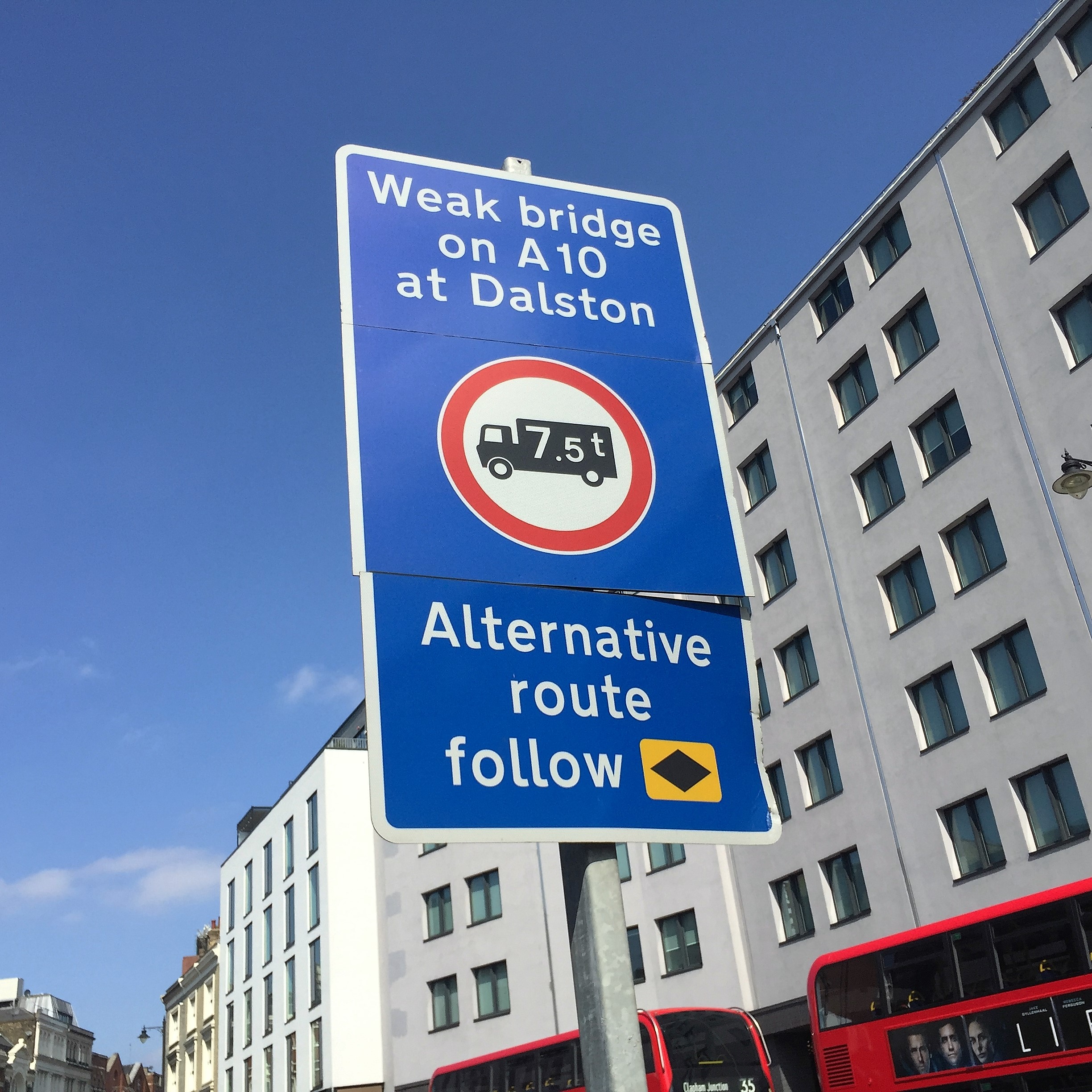 More Signs of the Thames by Mel Rosenberg - מל רוזנברג - Ourboox.com