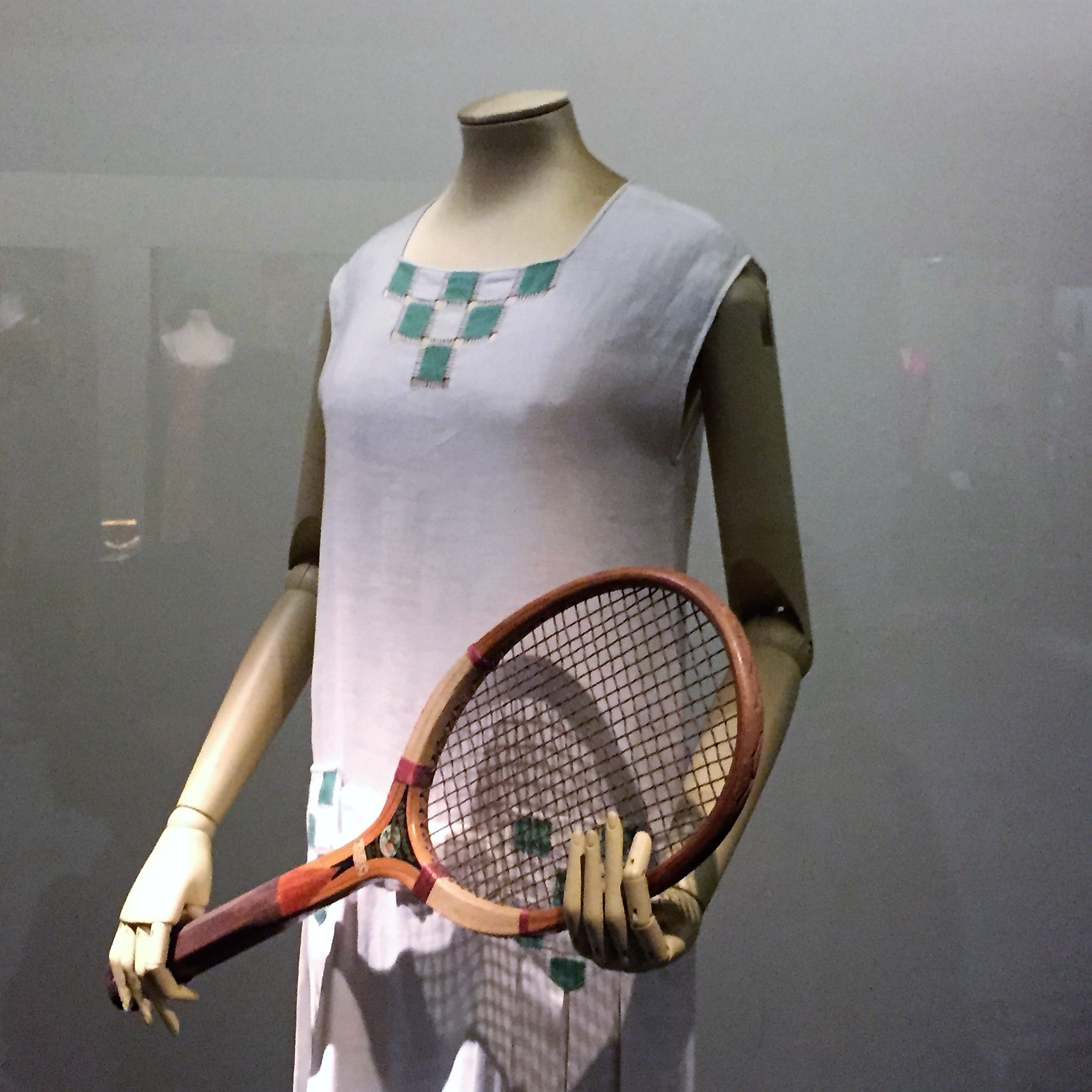 A Day out with Antigoni and George in Sunny London Town by Mel Rosenberg - מל רוזנברג - Ourboox.com