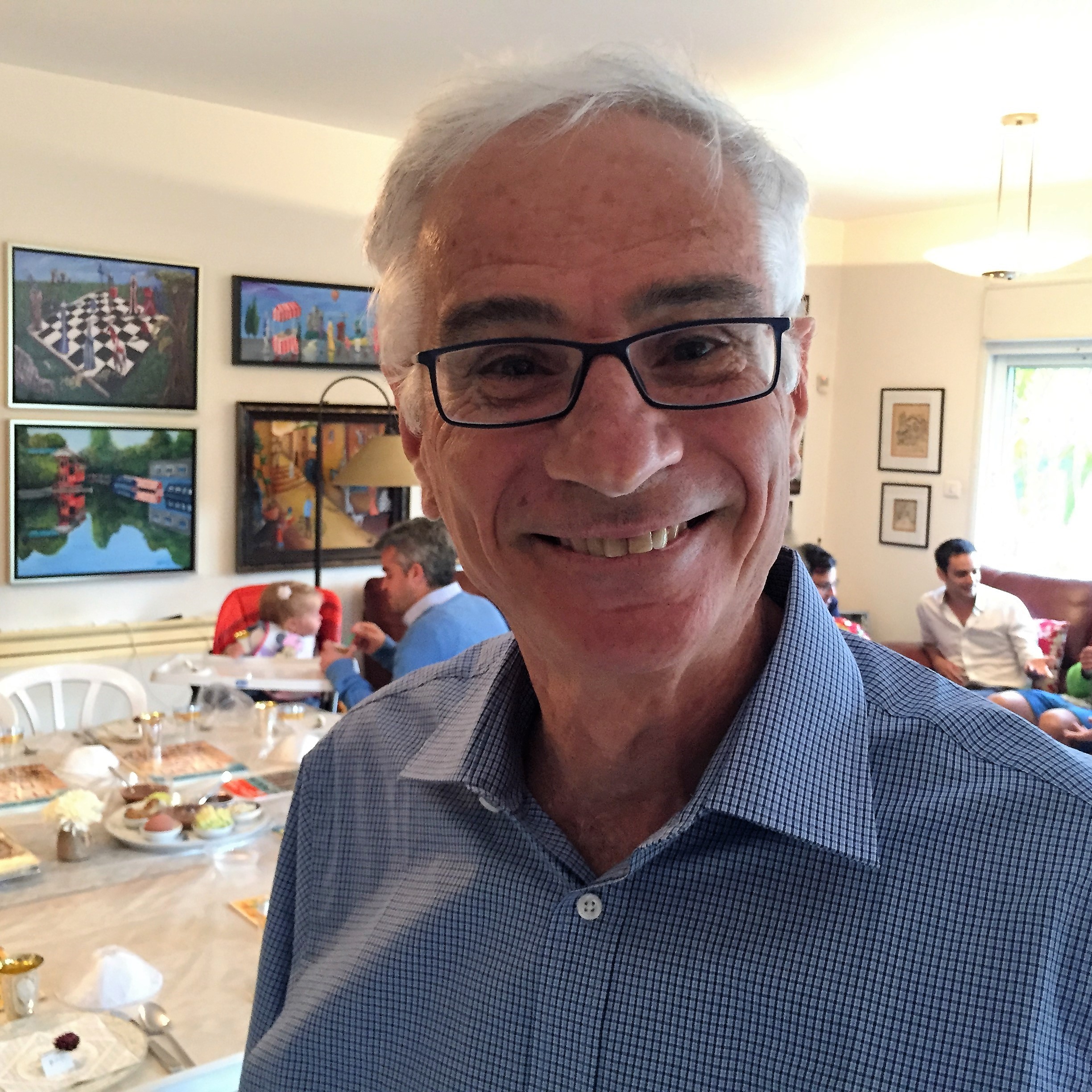 Scenes from the Seder, 2017 by Mel Rosenberg - מל רוזנברג - Ourboox.com