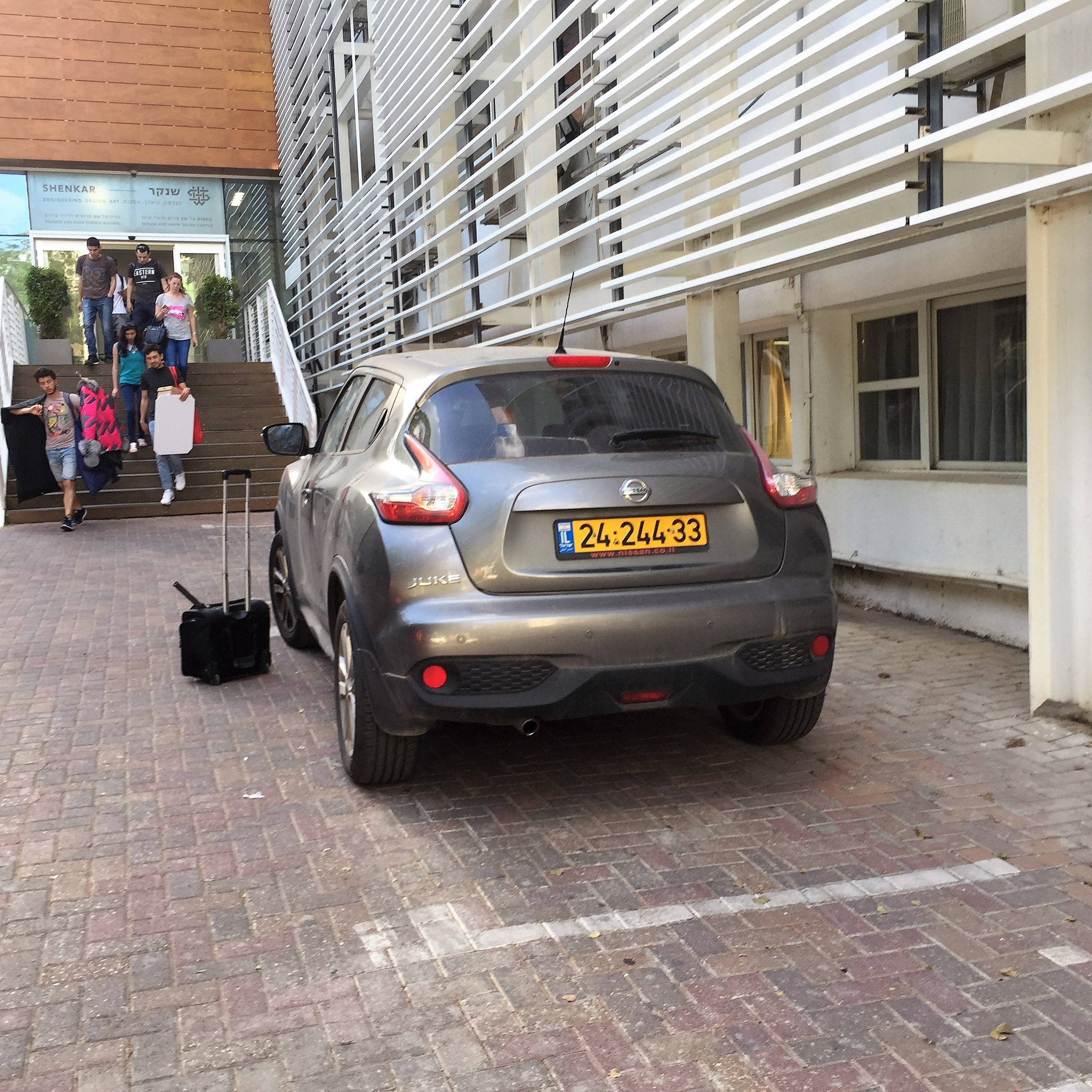 A Week in the Life by Mel Rosenberg - מל רוזנברג - Ourboox.com