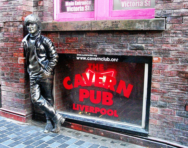 Liverpool 2017 by Leleu - Ourboox.com