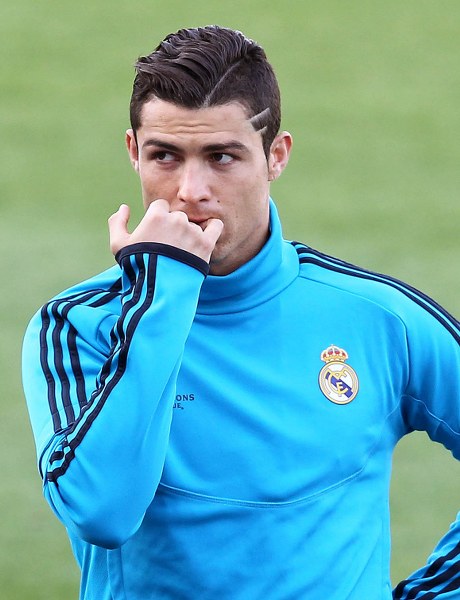 كريستيانو رونالدو by asmaa - Ourboox.com