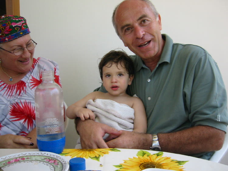 יצירת ספר דיגיטלי בעקבות ראיון by yoad ha magniv - Illustrated by מיטב דניאלי - Ourboox.com