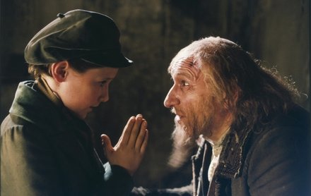 Oliver Twist (by noor) by Deir-El-Assad Grade Six B - Ourboox.com