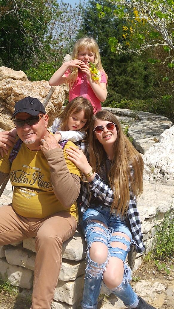 ספר דיגיטאלי בעקבות הראיון עם אימי by mary - Illustrated by מארי שווב - Ourboox.com