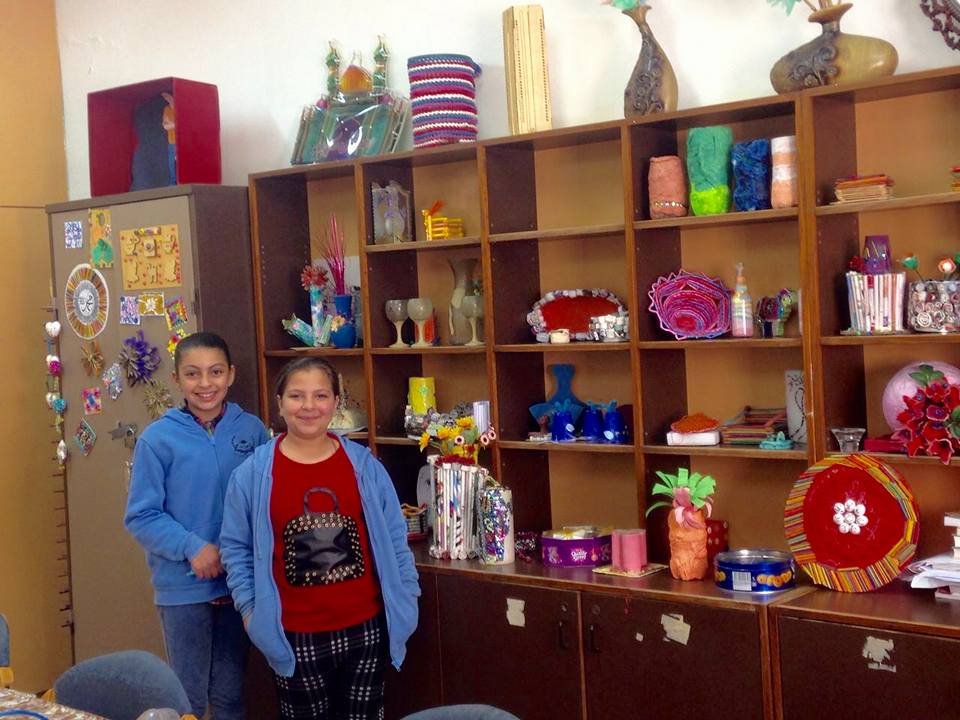 قصة رقم 11 – مشروع جسر الاجيال الطيبة – مدرسة عمر بن الخطاب الابتدائية الطيبة by amase - Illustrated by الطالبتان فضيلة وسدن والحجة صفية - Ourboox.com