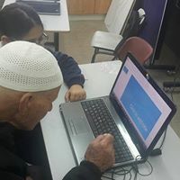 قصة رقم 10 – مشروع جسر الاجيال – مدرسة عمر بن الخطاب الابتدائية الطيبة by amase - Illustrated by الطالبة سجود واسيل مع الحج صلاح - Ourboox.com