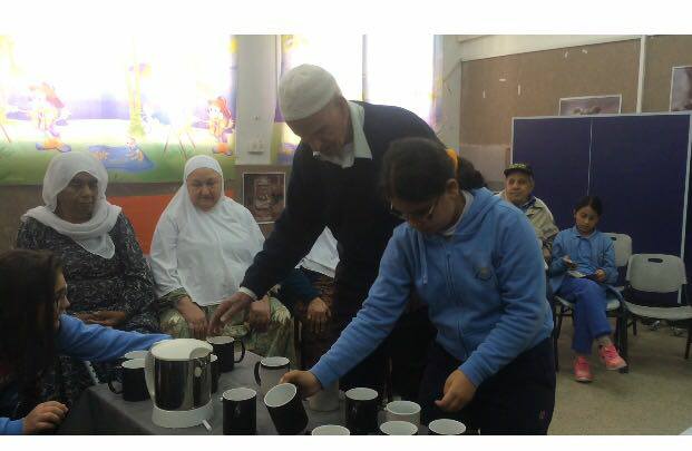 قصة رقم 10 – مشروع جسر الاجيال – مدرسة عمر بن الخطاب الابتدائية الطيبة by amase - Illustrated by الطالبة سجود واسيل مع الحج صلاح - Ourboox.com