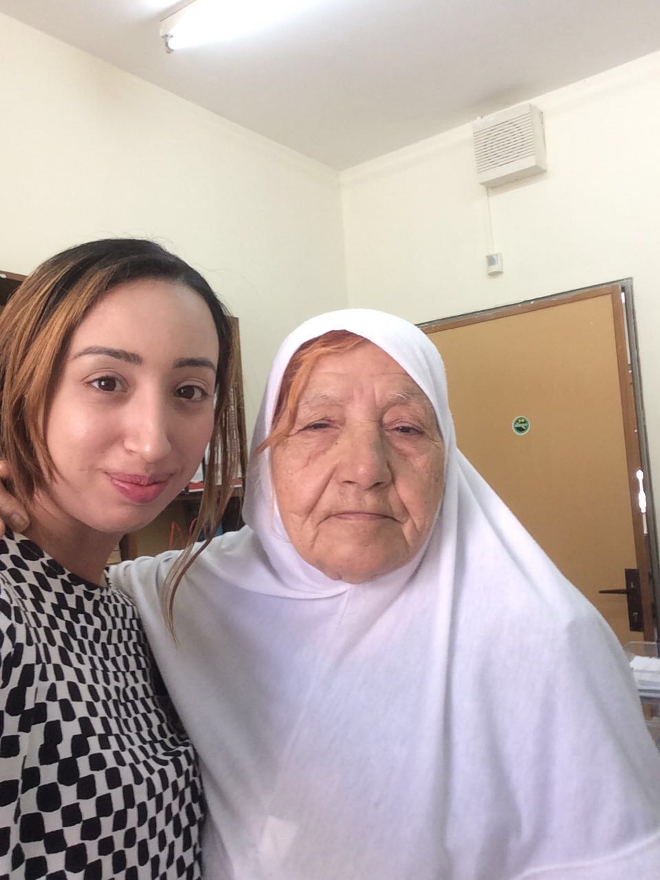 قصة رقم 3 – مدرسة عمر بن الخطاب الابتدائية الطيبة by amase - Illustrated by الطالبة ولاء والحجة فتحية - Ourboox.com