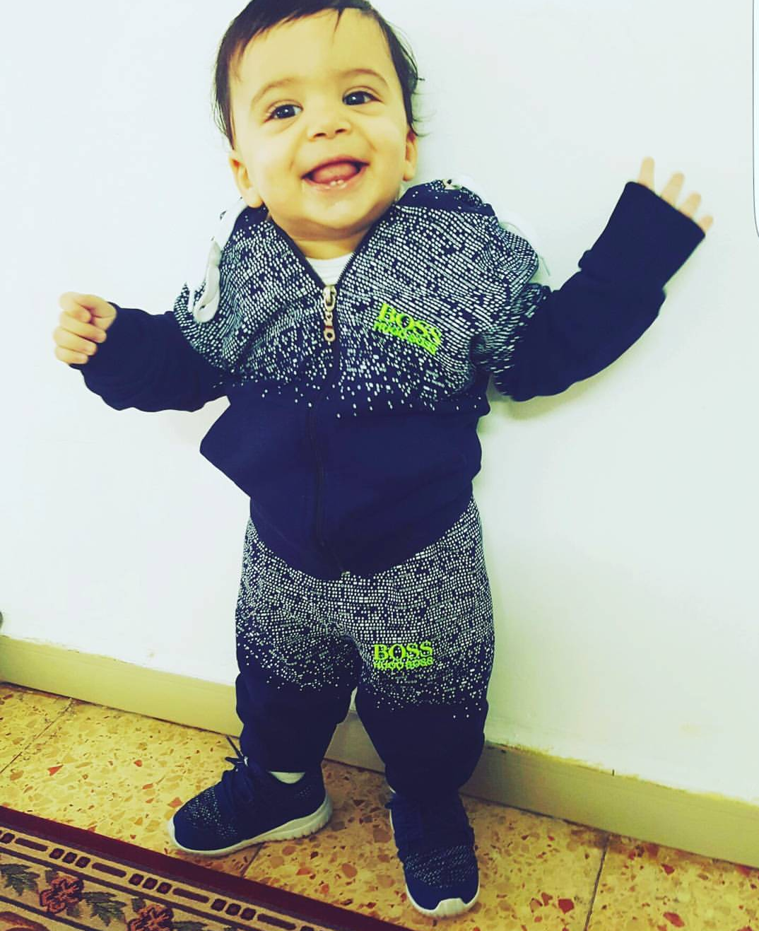 אהבה שאין לתאר אותה במילים by yara - Ourboox.com