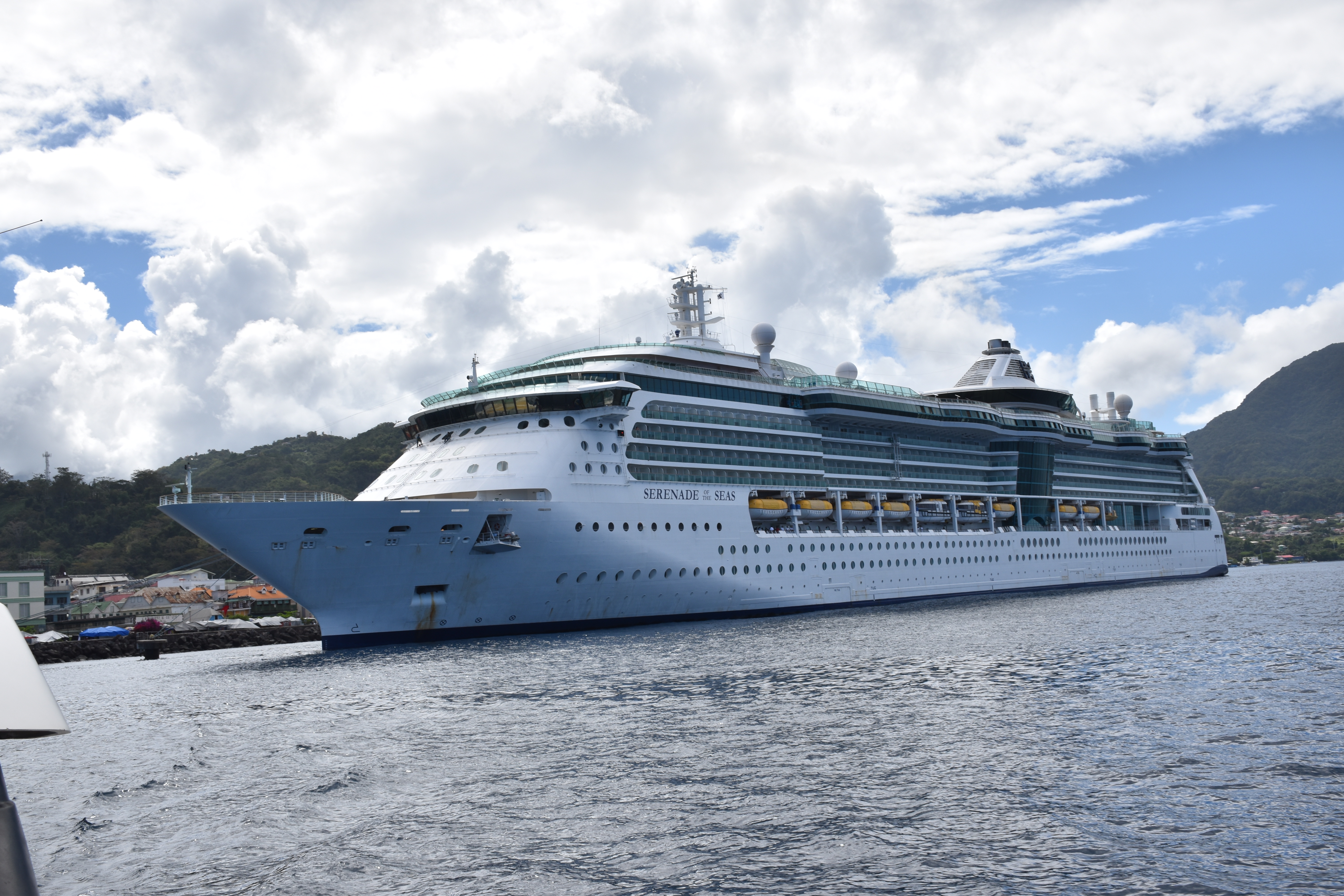 Here us a photo of the full size cruis: