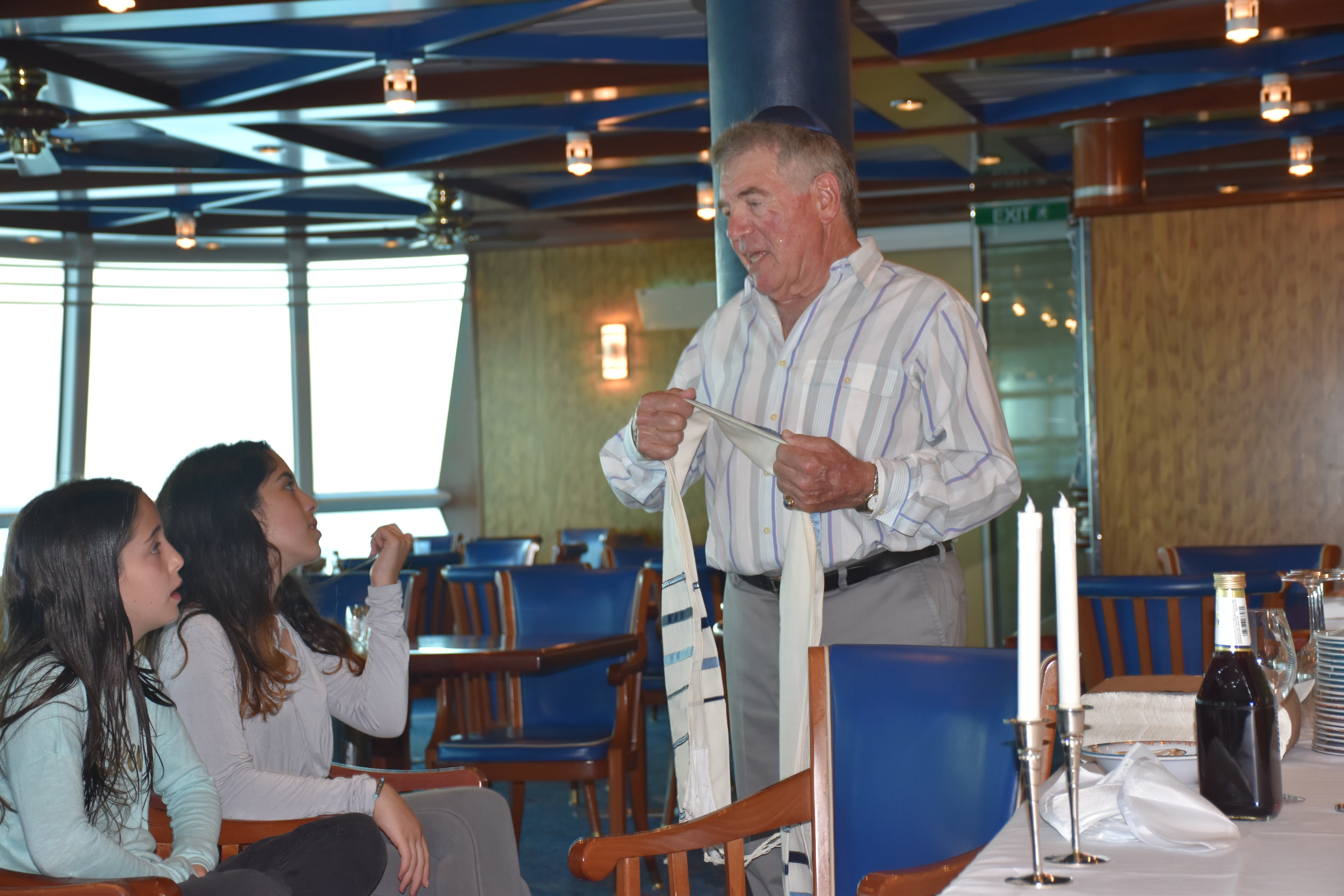 Passover Vacation by almakaufman  - Illustrated by alma kaufman - Ourboox.com