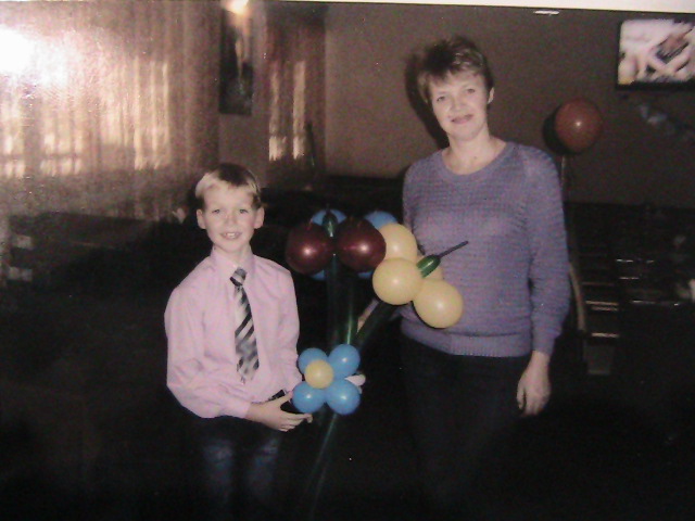 З Днем Матері, любі матусі! by Марієнко Людмила - Illustrated by Привітання для любих мам учнів 3-В класу Кам