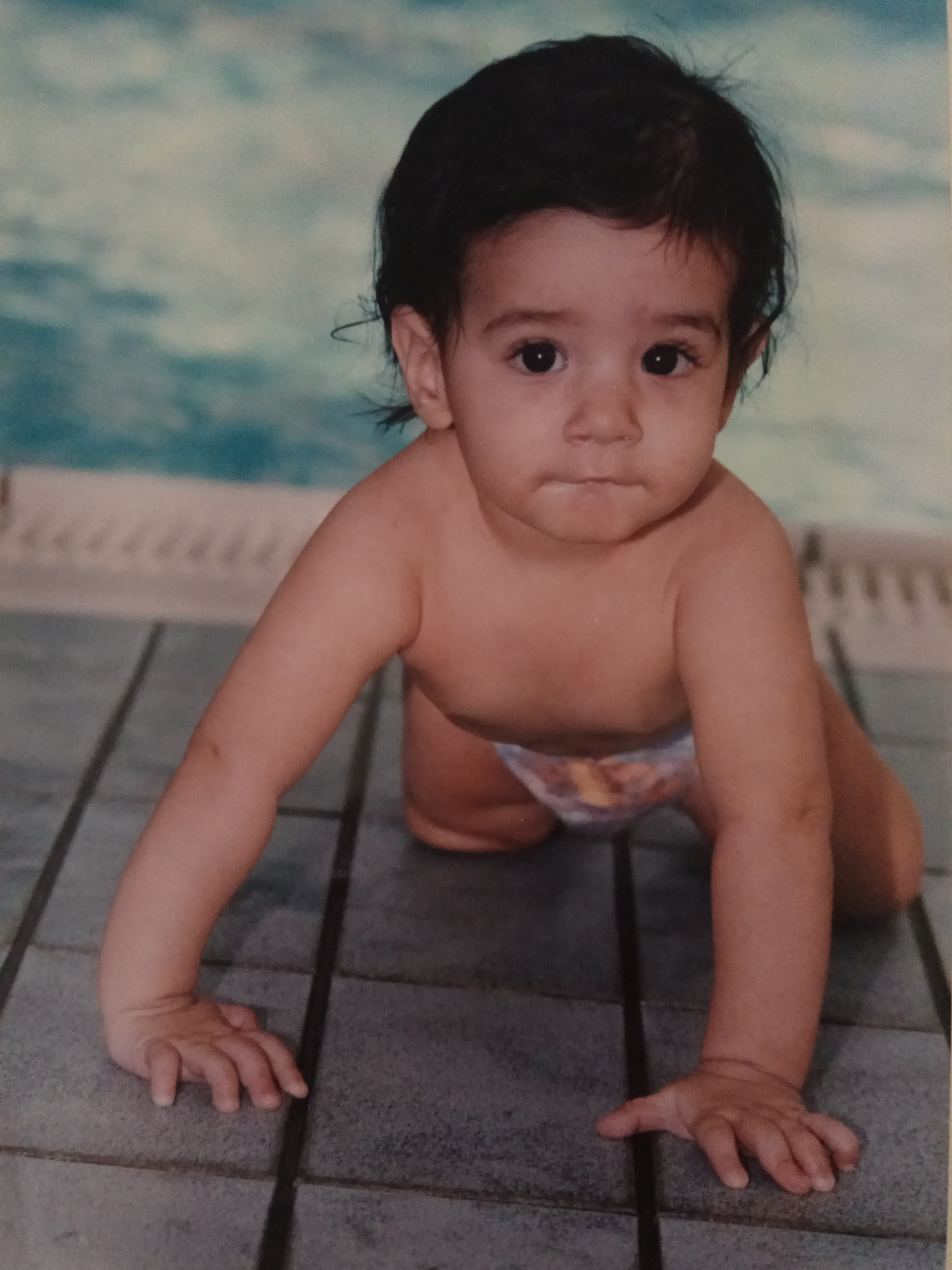 בבריכה בבית מלון