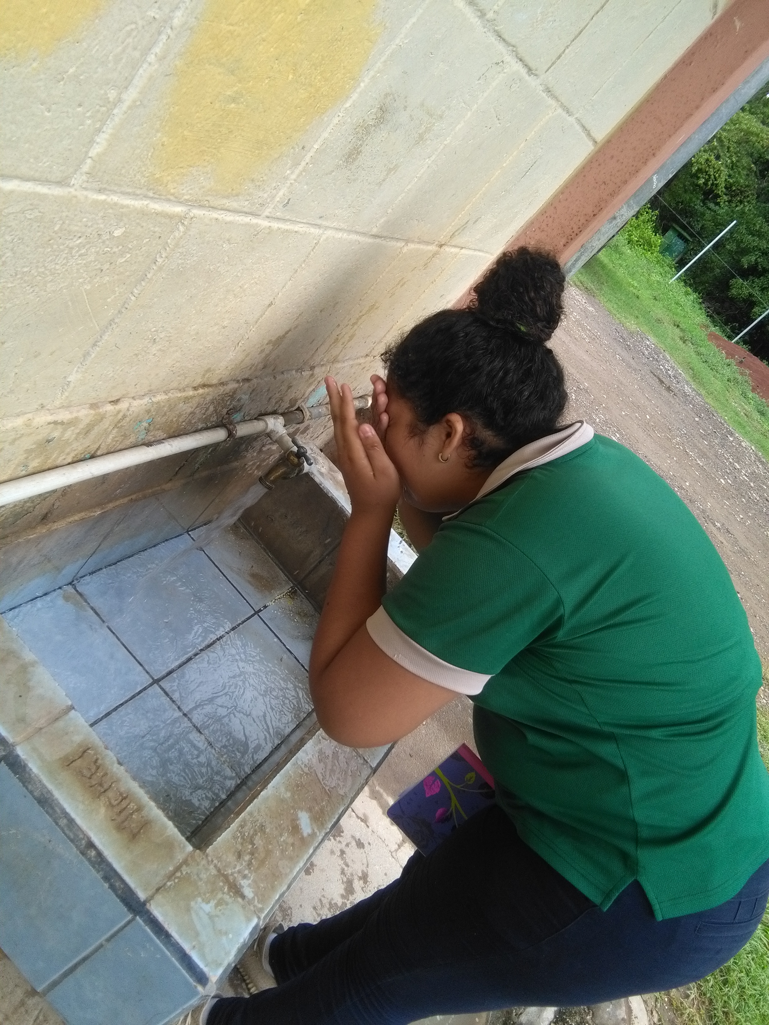 Rebeca Daily routine by Luis - Ourboox.com