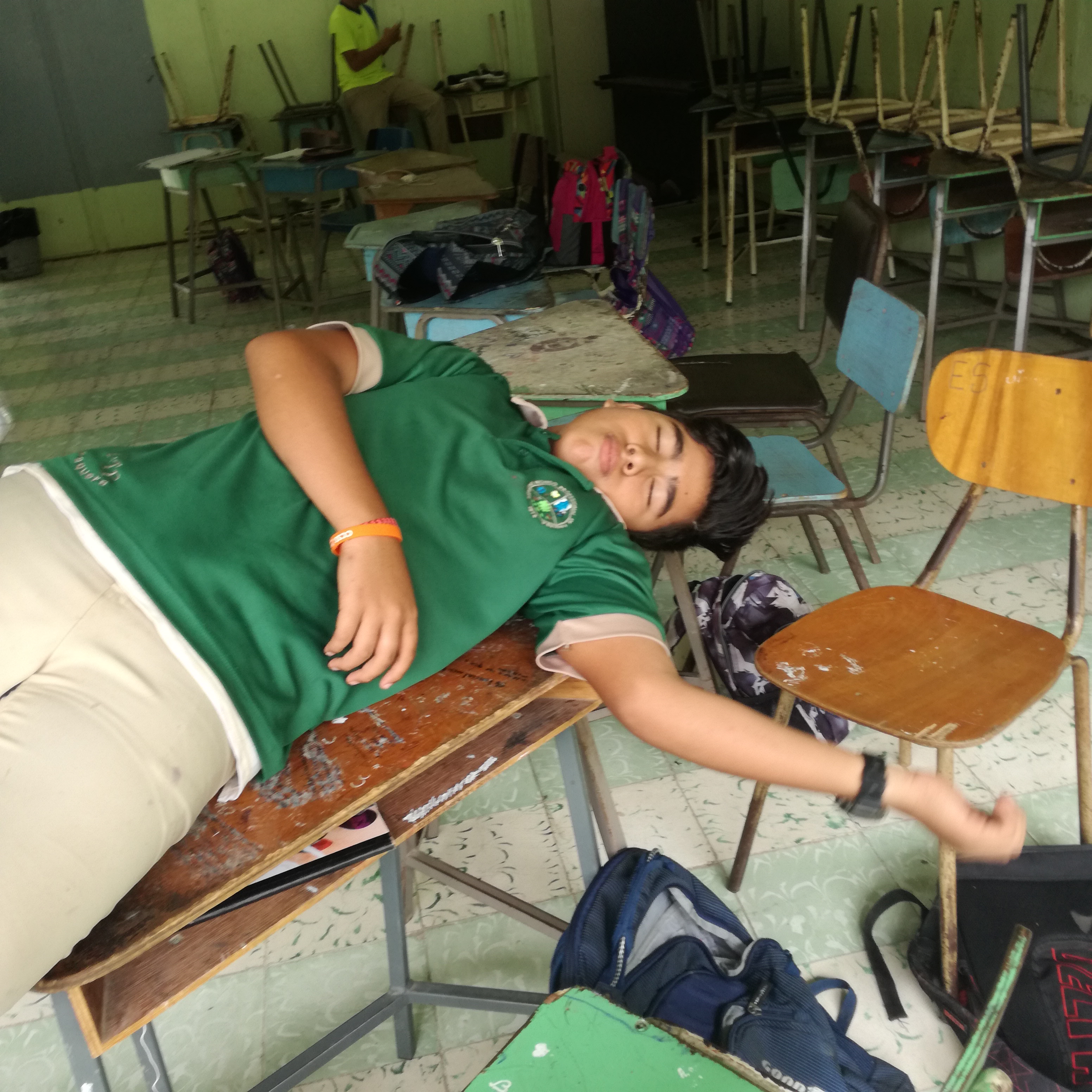 JEFFERSON’S DAILY ROUTINE by Luis - Ourboox.com