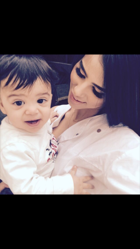 אהבה שאין לתאר אותה במילים by yara - Ourboox.com