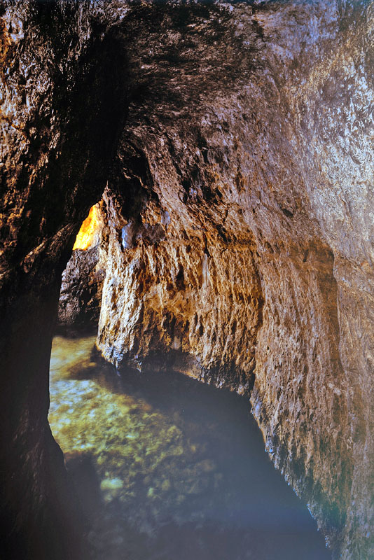 מעיין השילוח והנקבה by nofey hahoresh - Illustrated by אביב ויטמן  איילה חודי יהונתן יבניאלי יונתן שיינוב - Ourboox.com