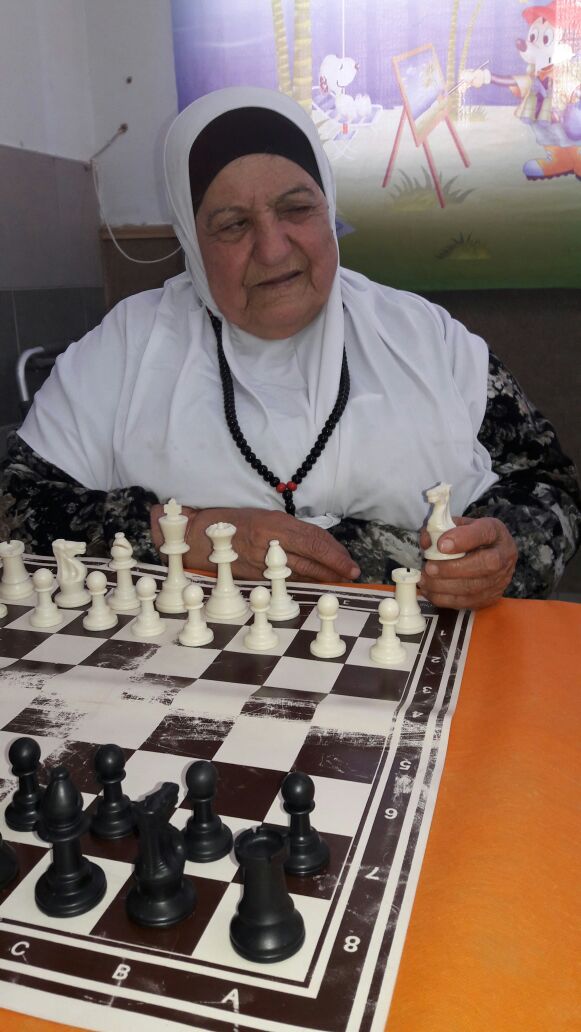 قصة رقم 2 – مدرسة عمر بن الخطاب الابتدائية الطيبة by amase - Illustrated by الطالبات تالا ورحيق والجدة ردينة - Ourboox.com